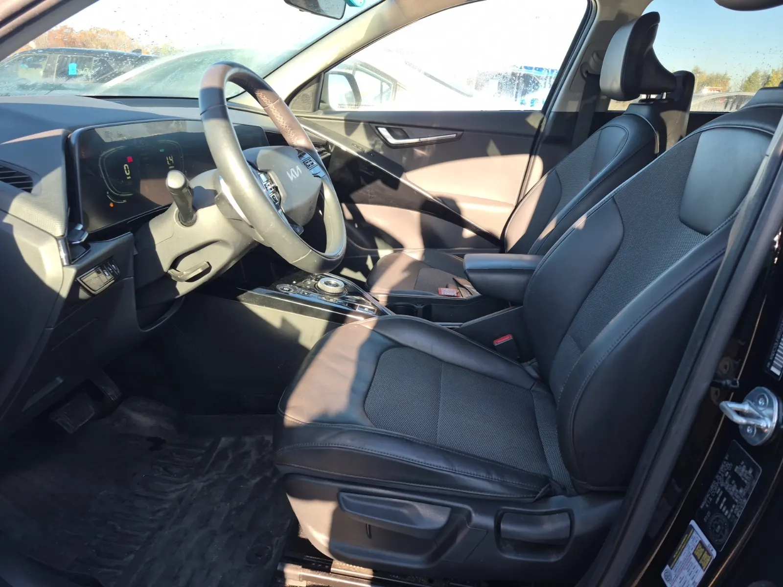 Front Interior Photo