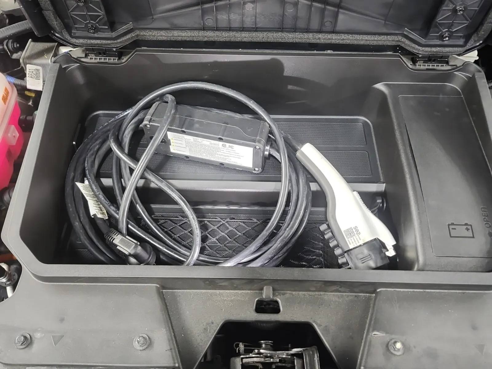 Charging Cable Photo