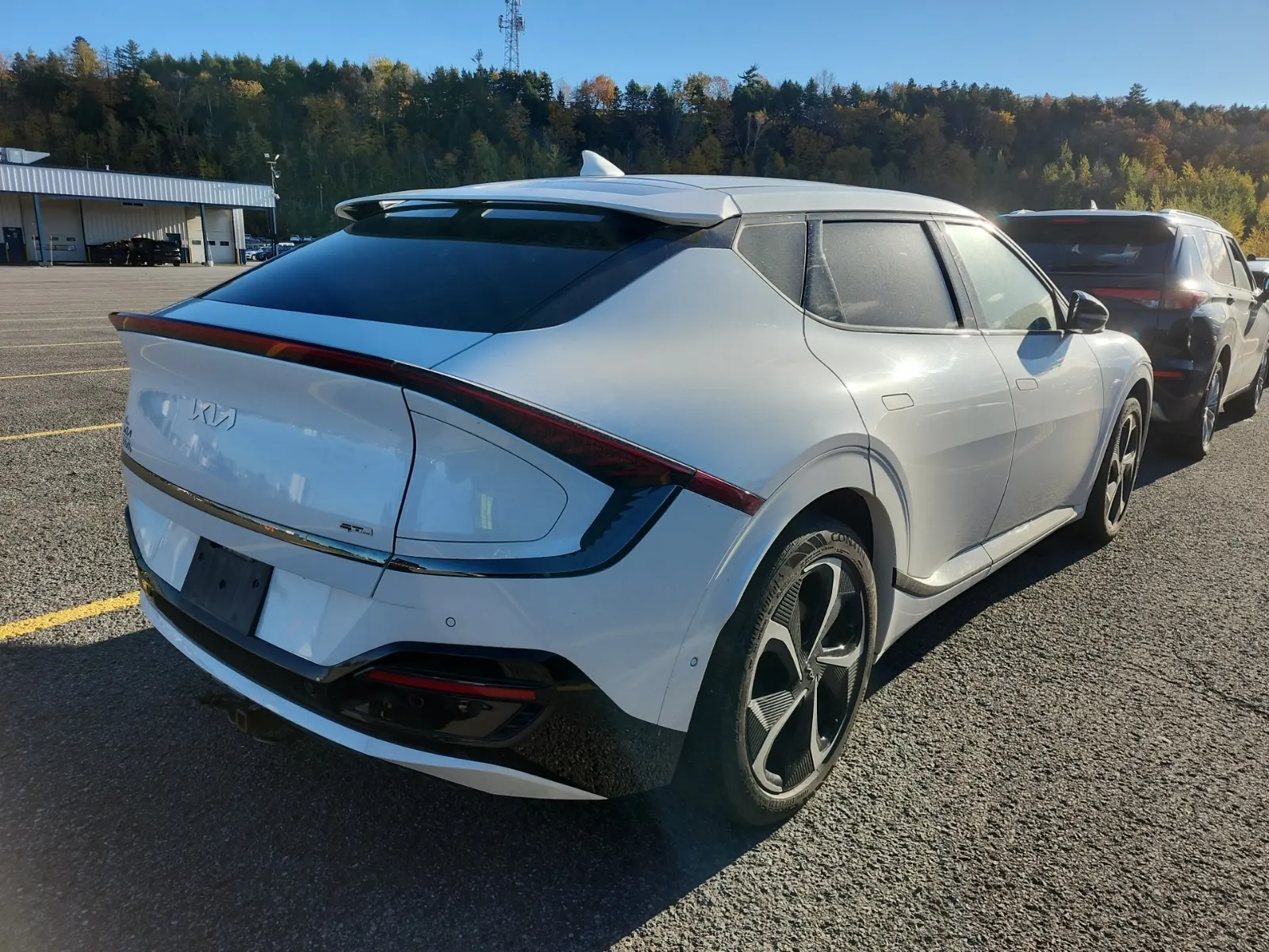 Passenger Rear 3/4 Photo