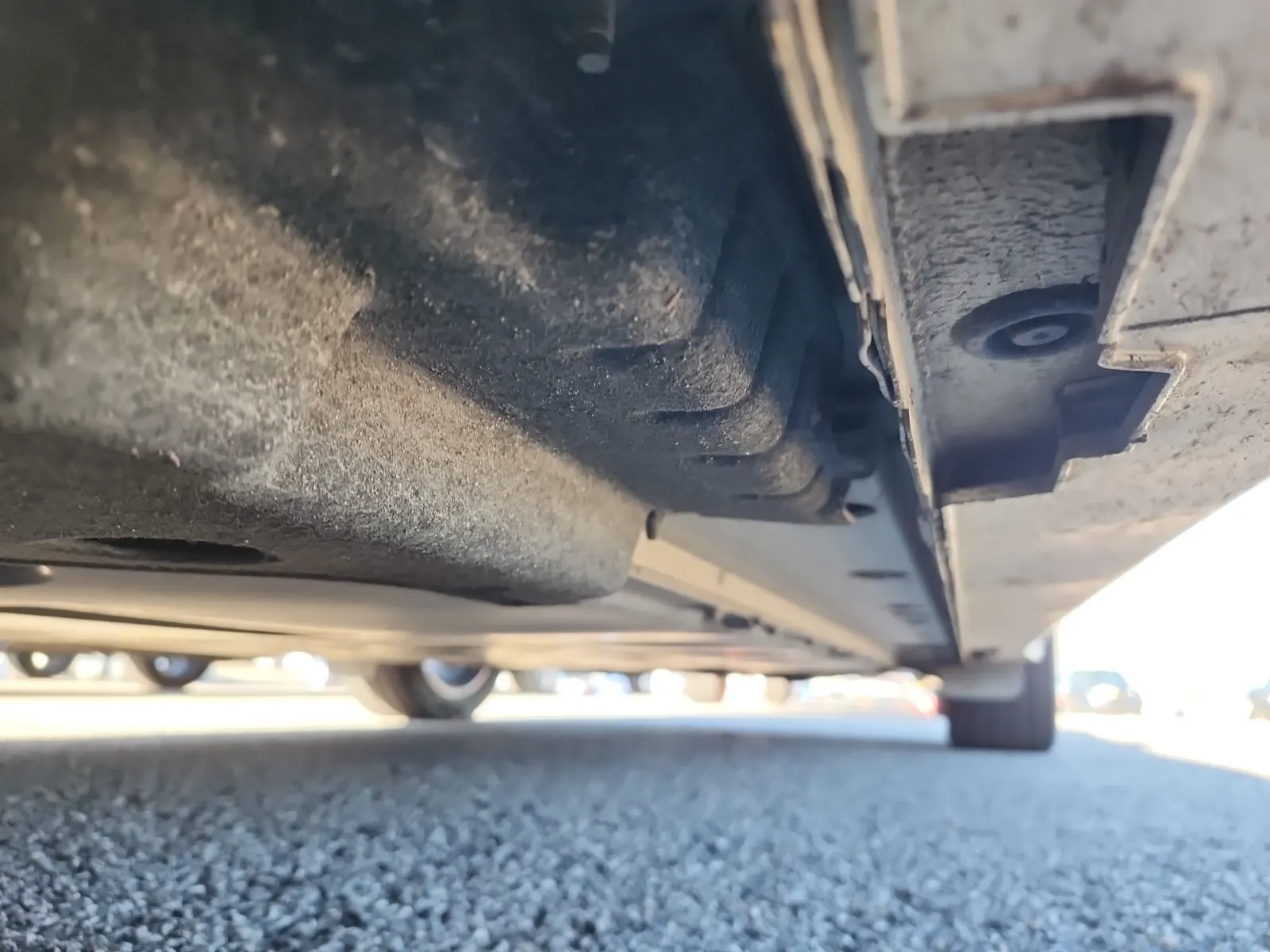 Undercarriage - Driver Photo