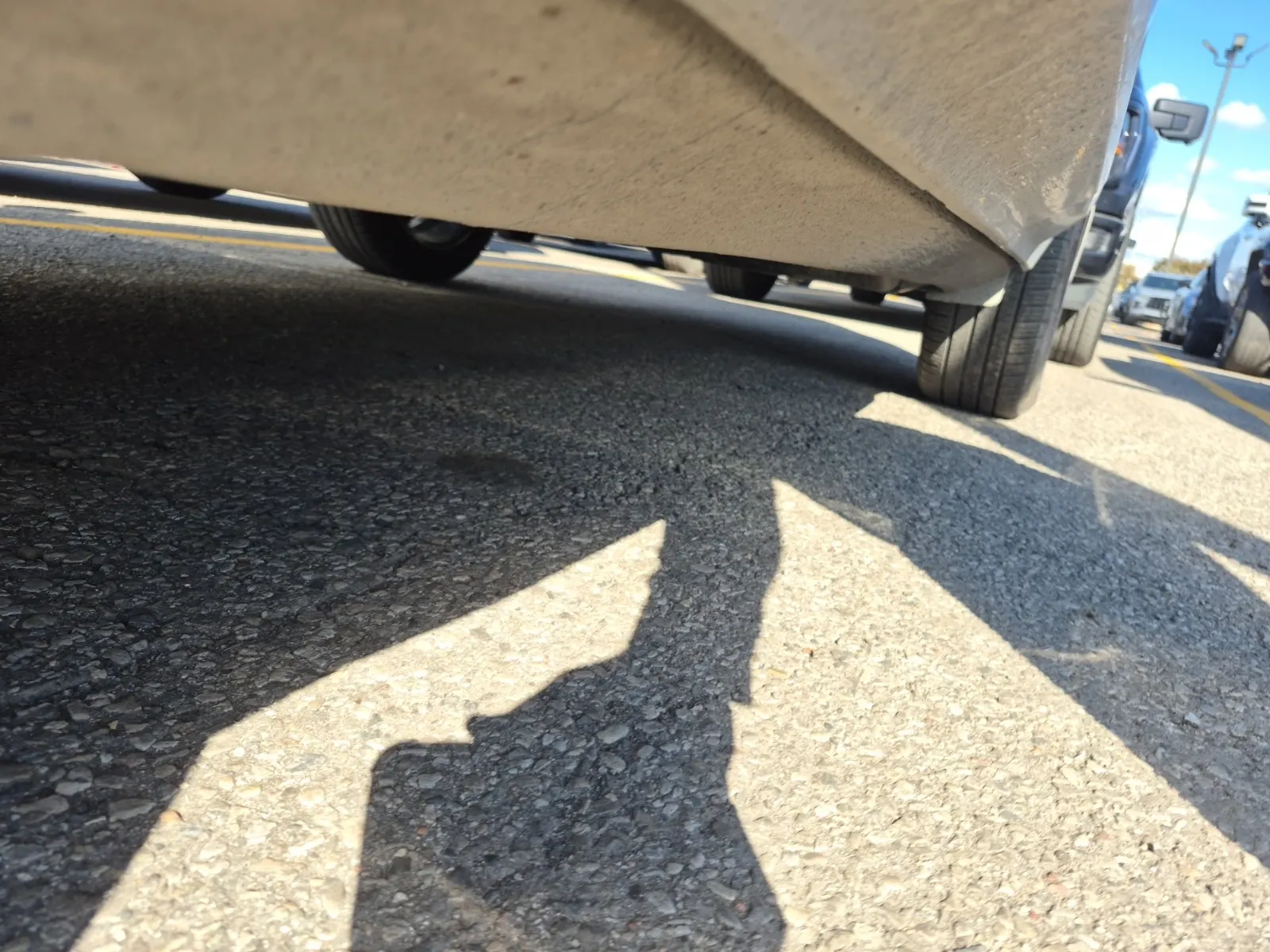 Undercarriage - Driver Photo