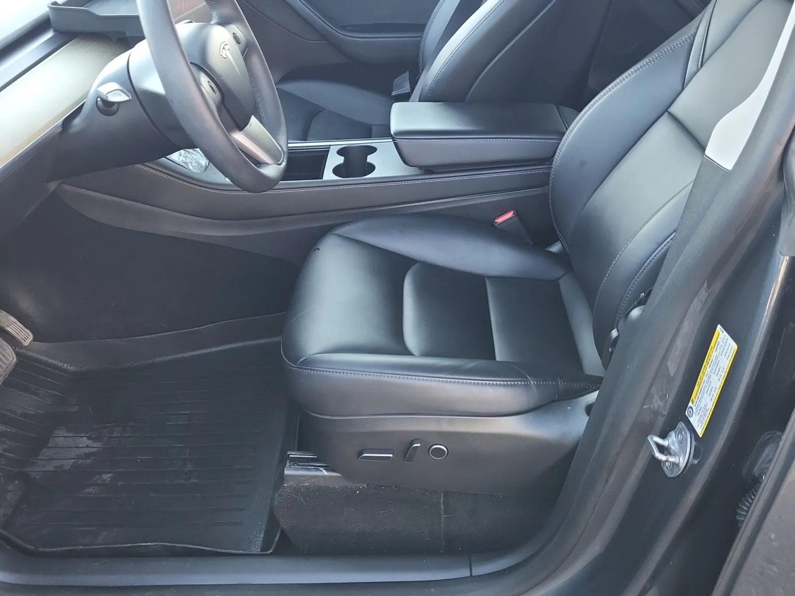 Front Interior Photo