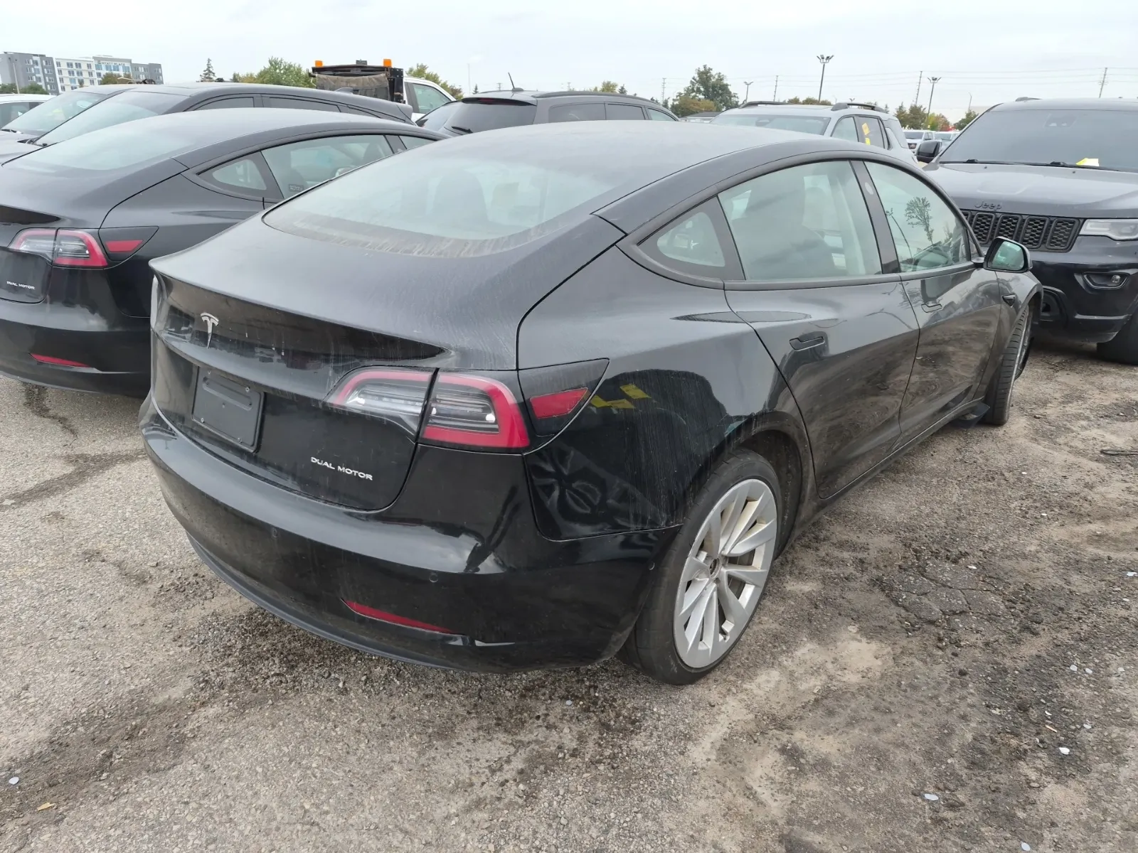 Passenger Rear 3/4 Photo