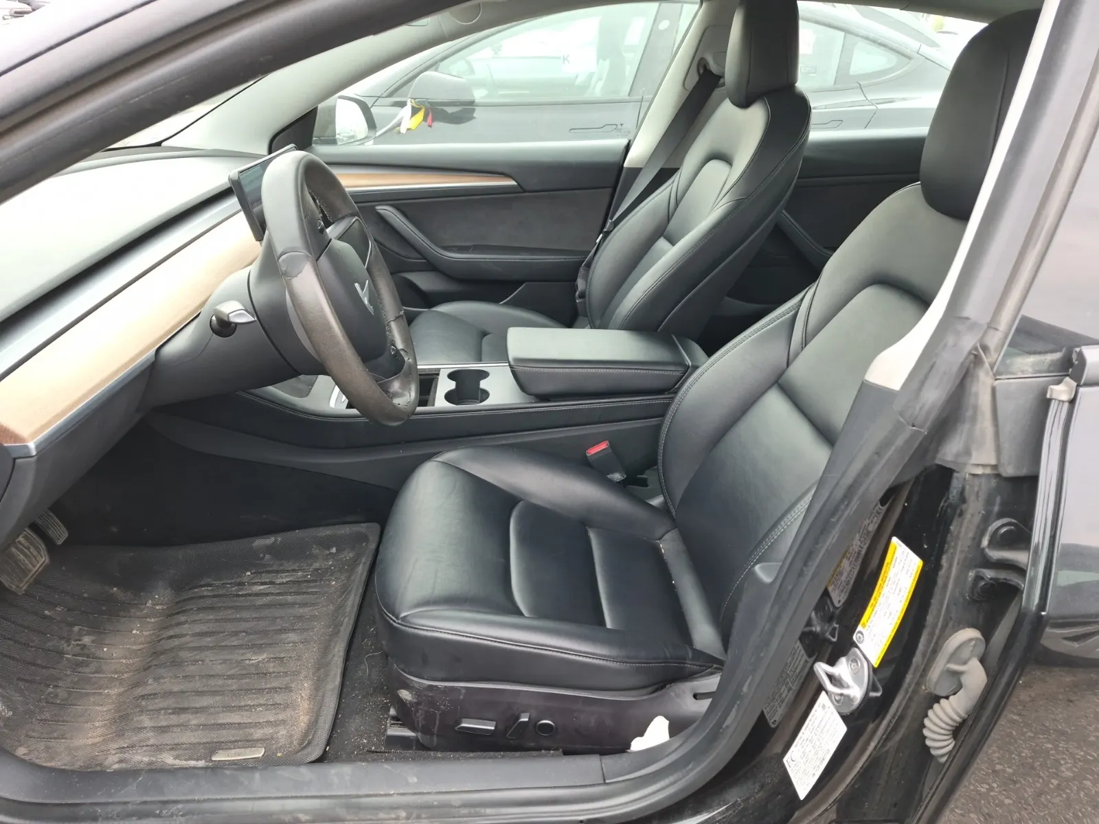 Front Interior Photo
