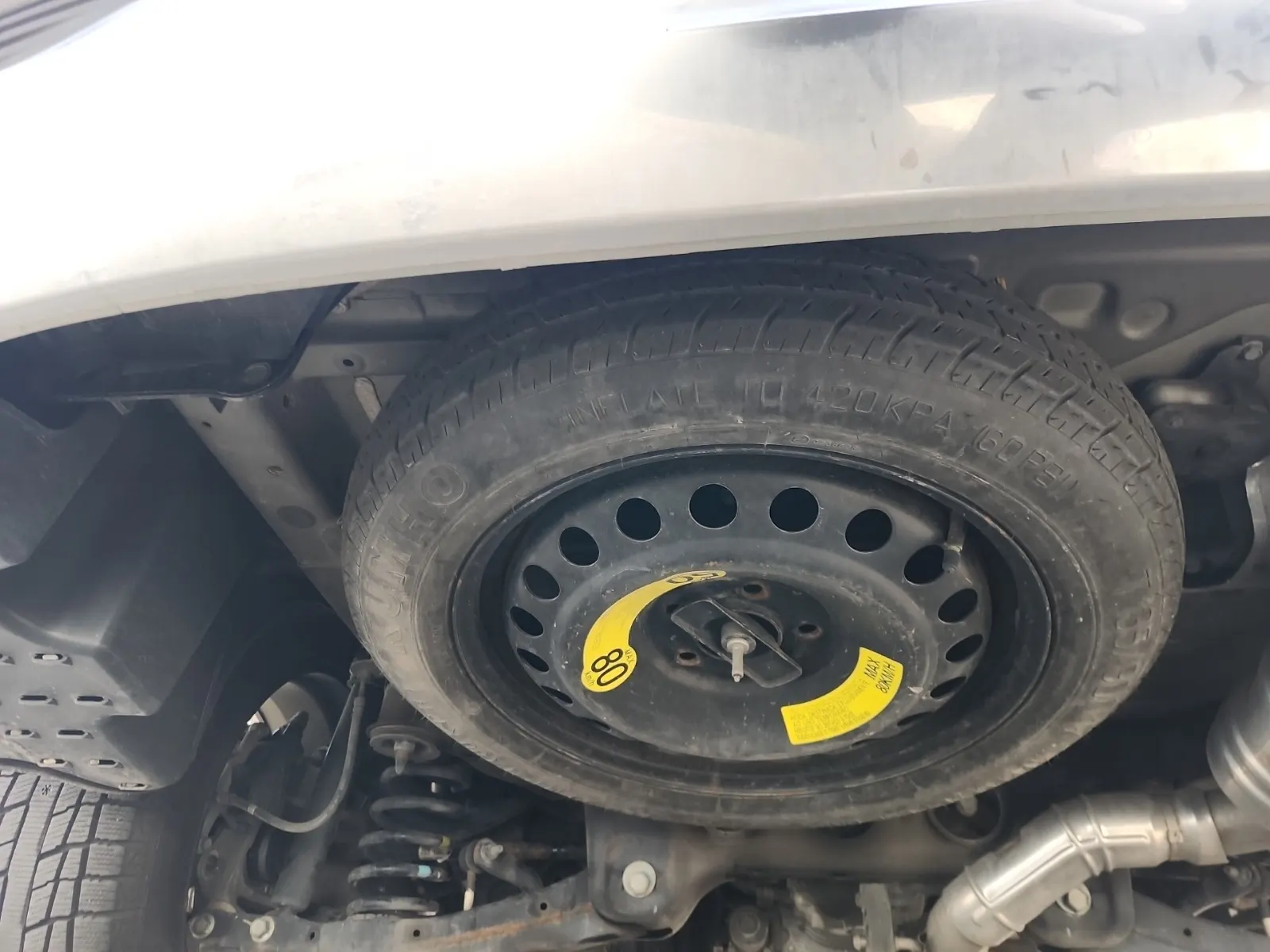 Spare Tire & Wheel Photo