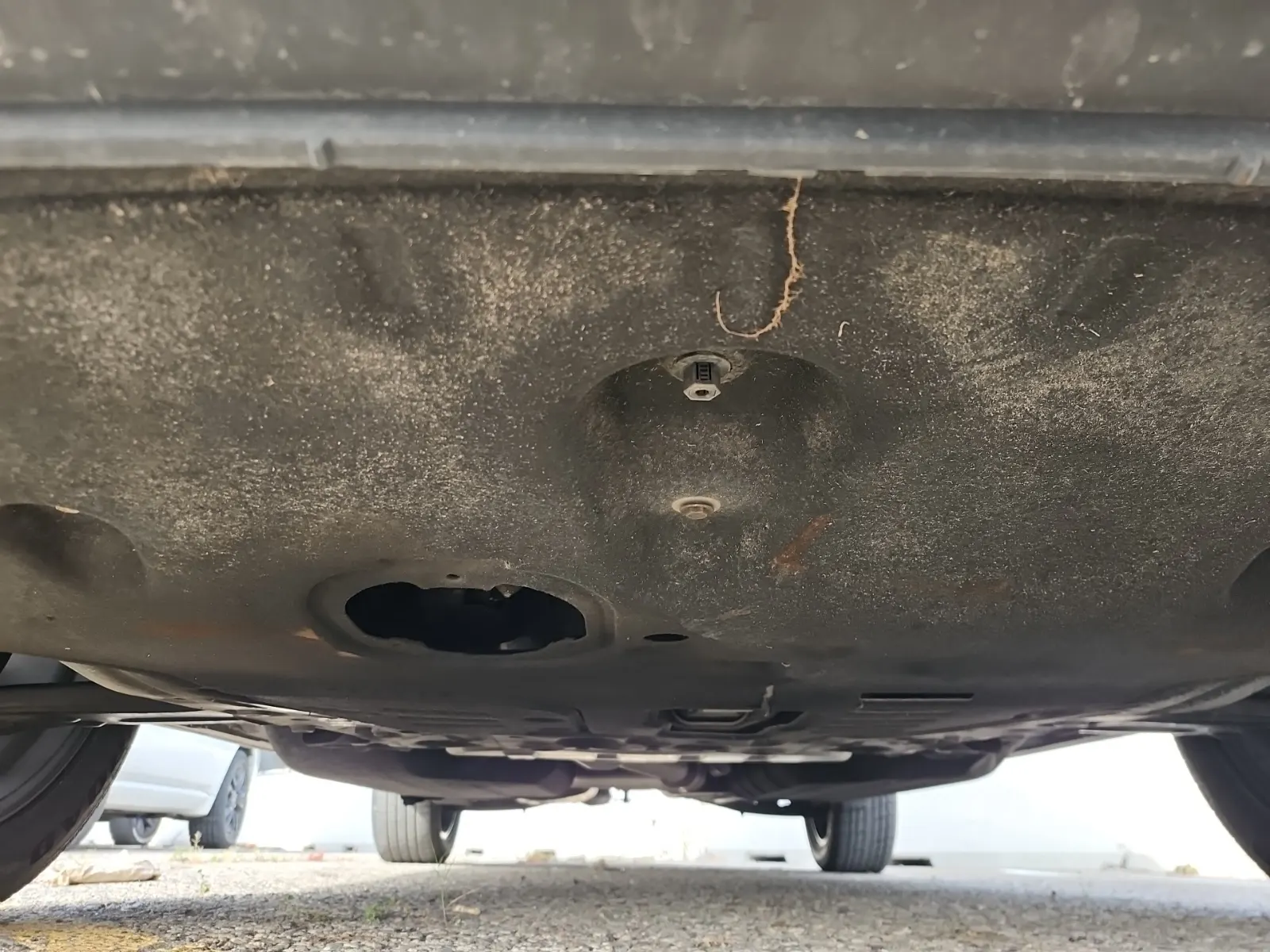 Undercarriage - Front Photo