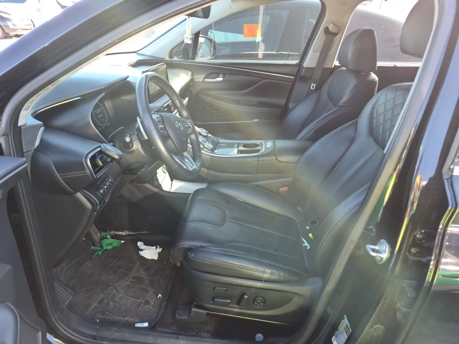 Front Interior Photo