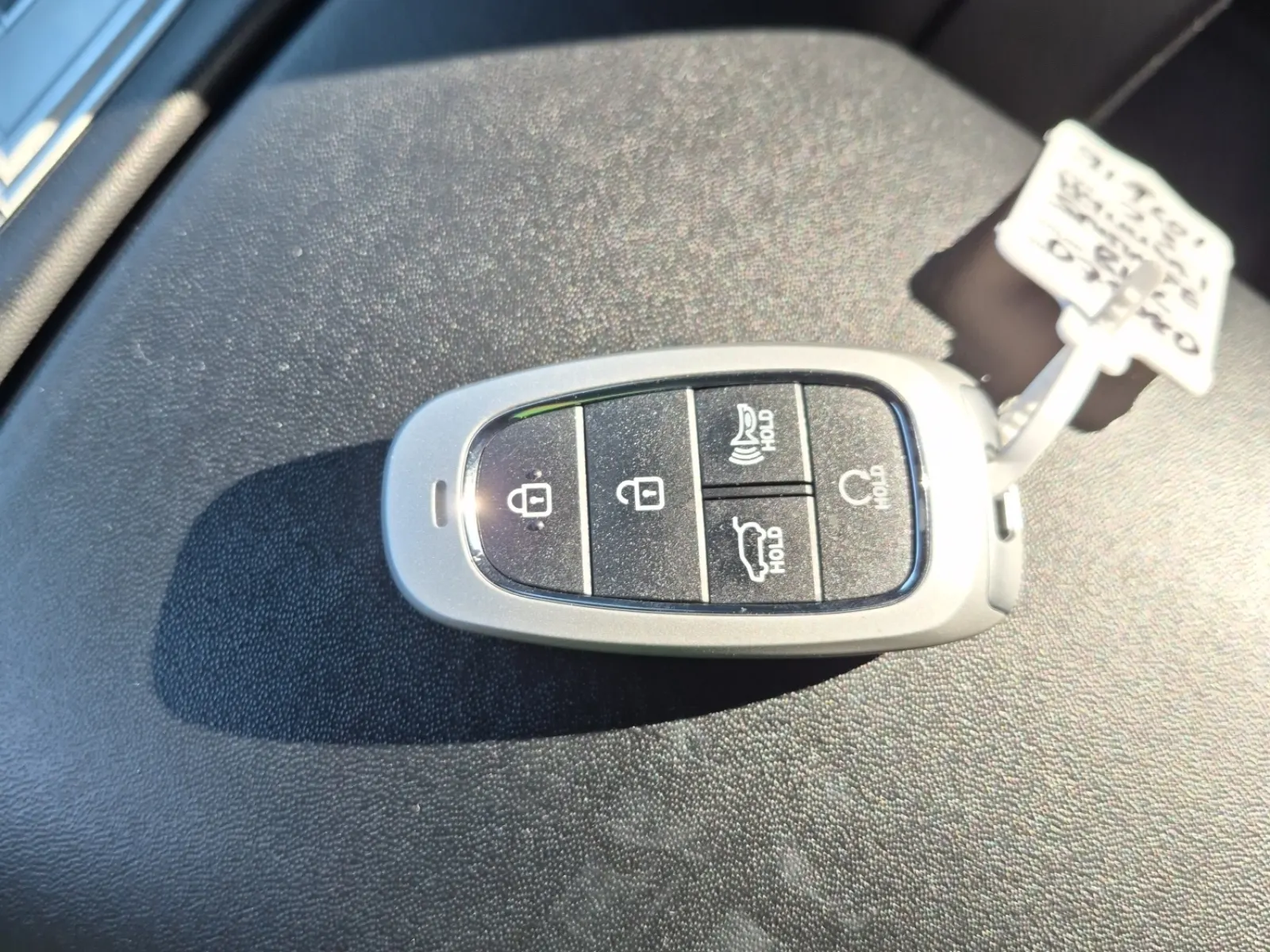Keys/Fobs/Manual Photo