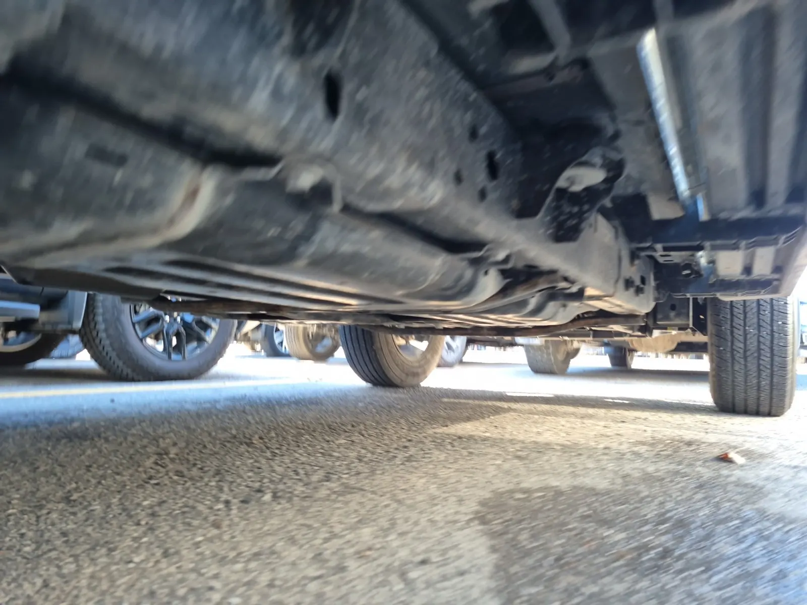 Undercarriage - Passenger Photo