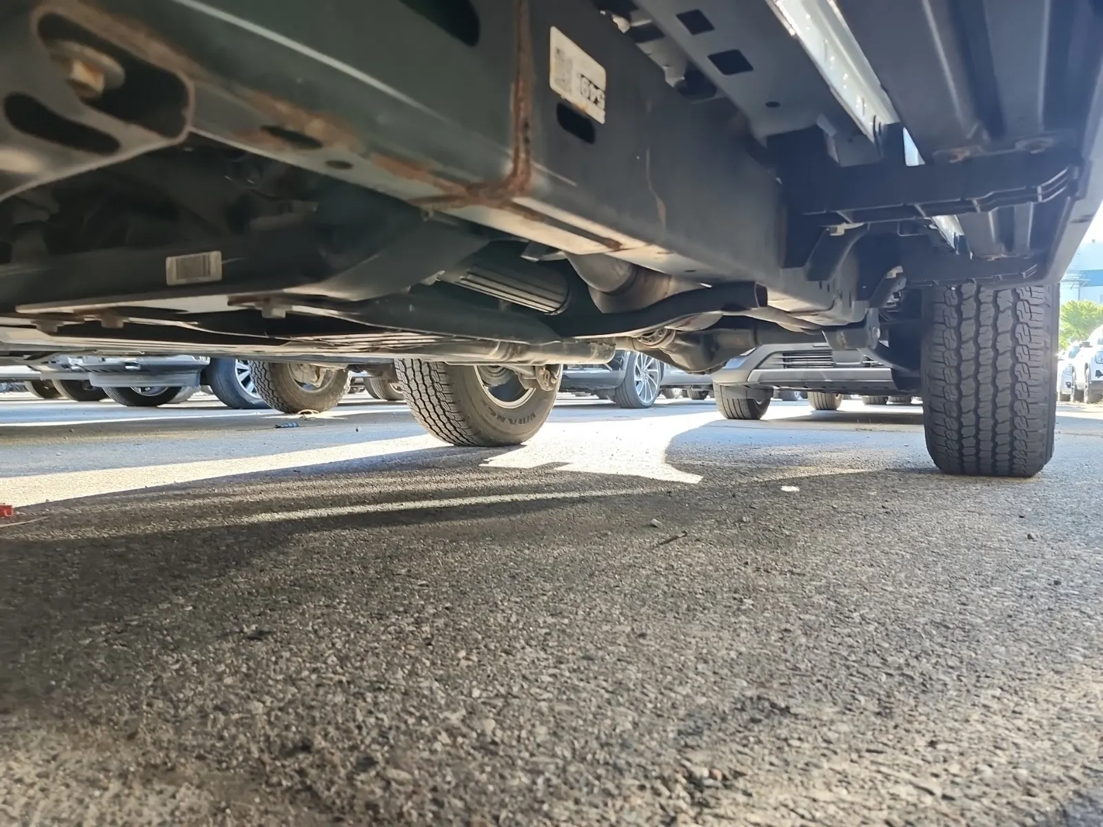 Undercarriage - Driver Photo