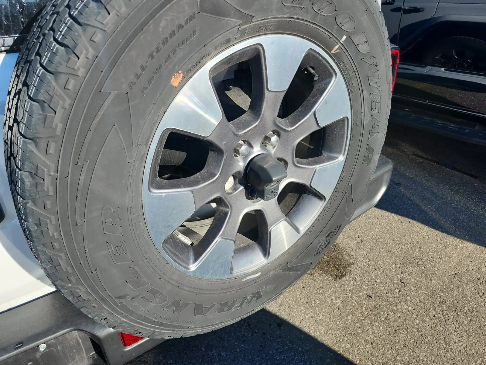 Spare Tire & Wheel Photo