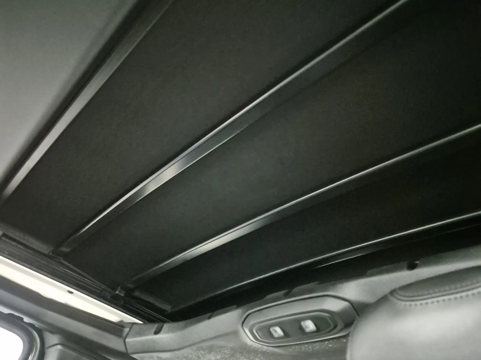 Interior Roof Photo