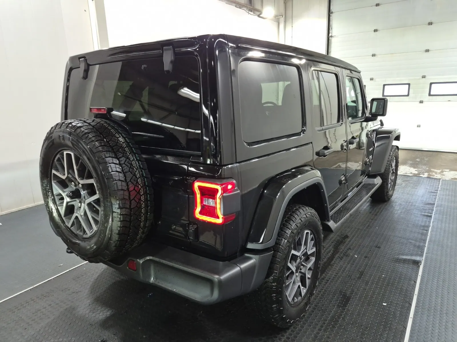 Passenger Rear 3/4 Photo