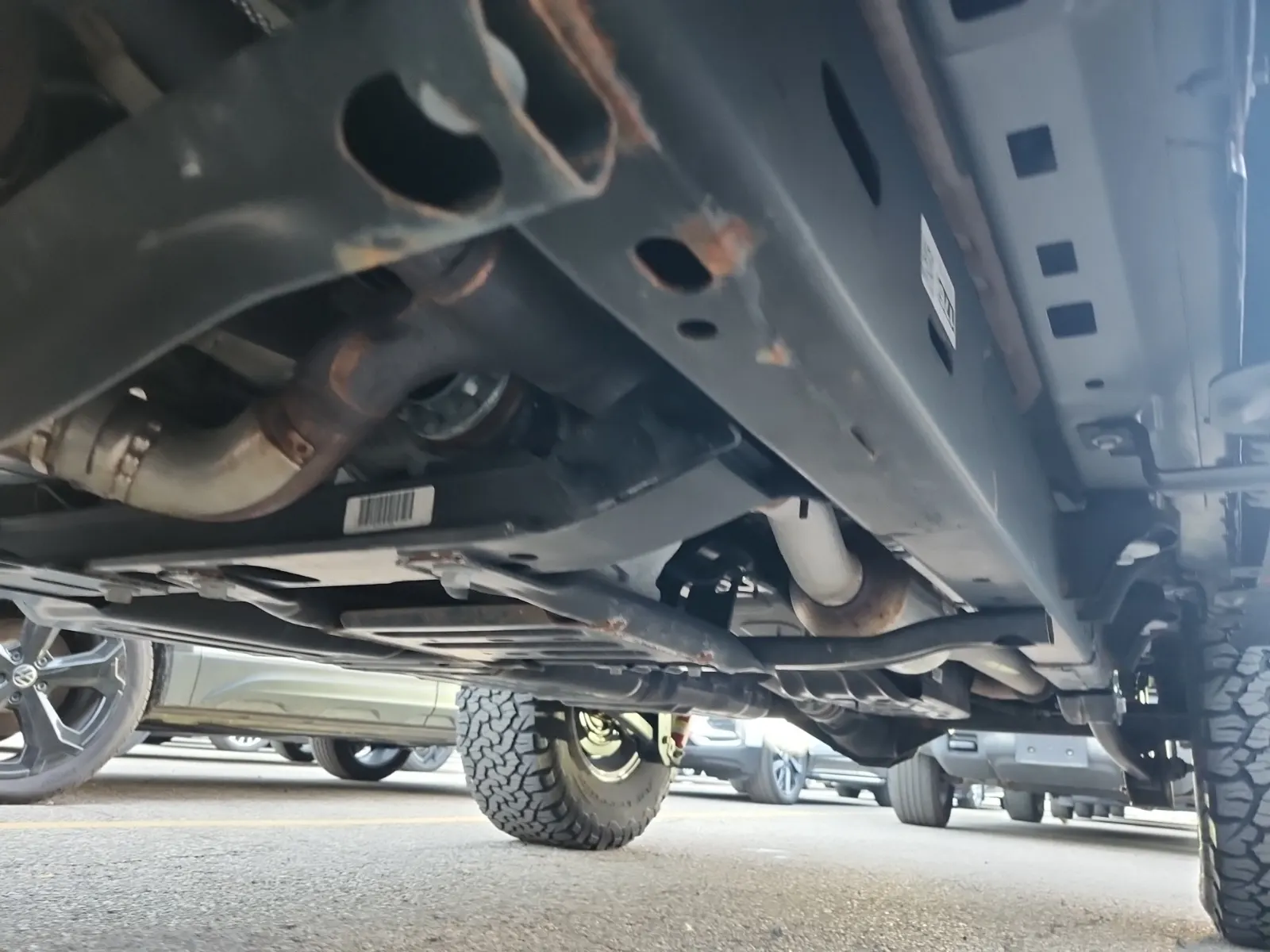 Undercarriage - Driver Photo
