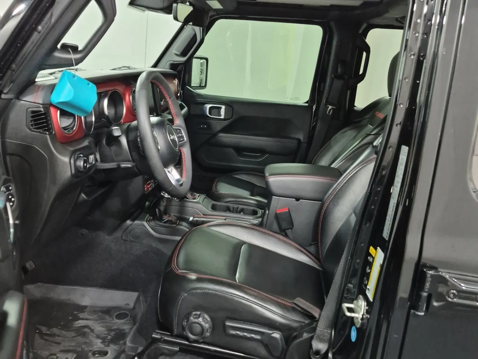 Front Interior Photo