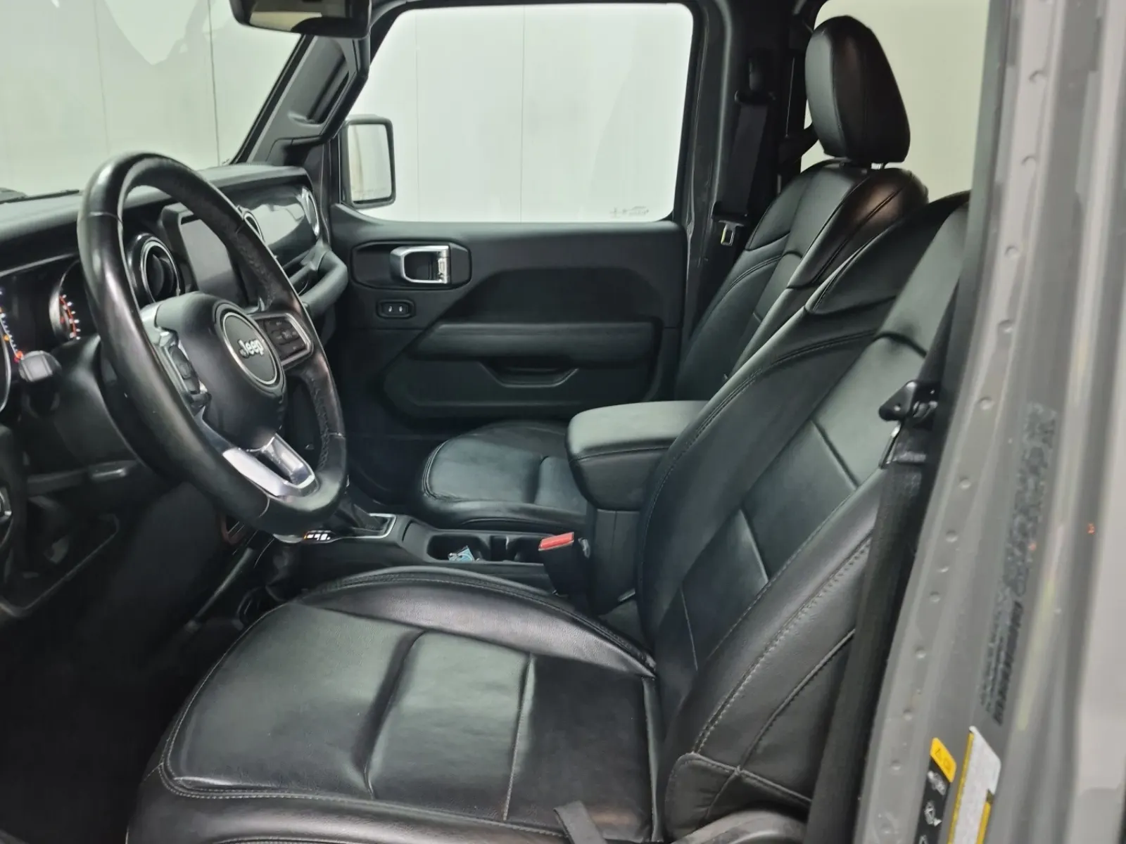 Front Interior Photo