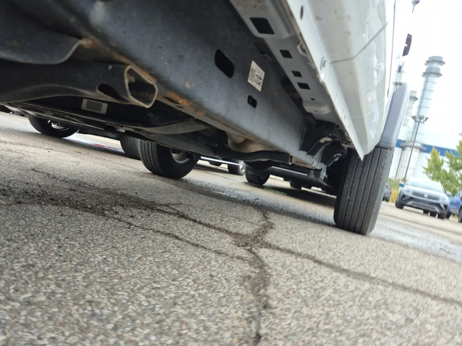 Undercarriage - Driver Photo