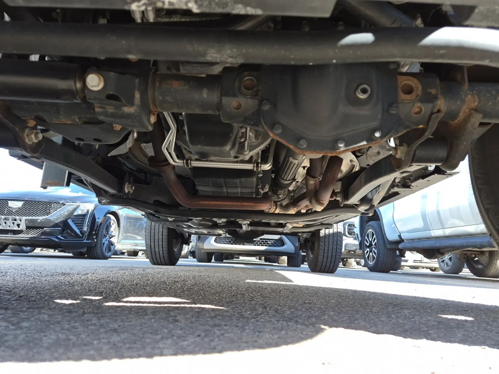 Undercarriage - Front Photo