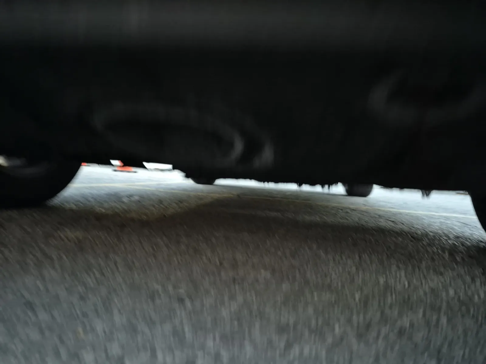 Undercarriage - Front Photo