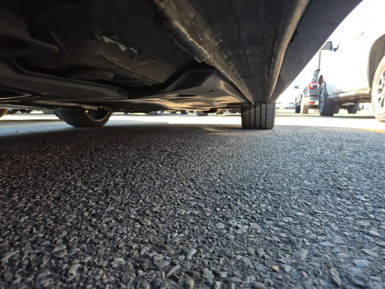 Undercarriage - Passenger Photo