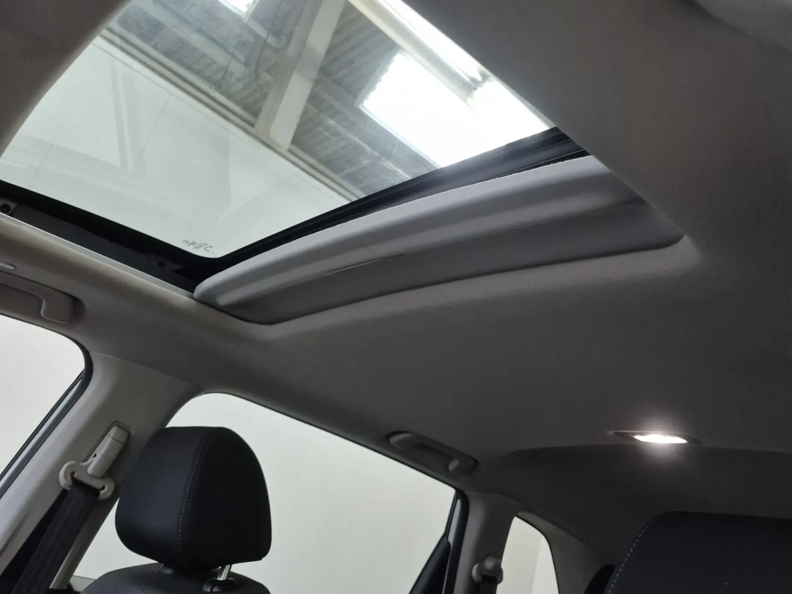Interior Roof Photo