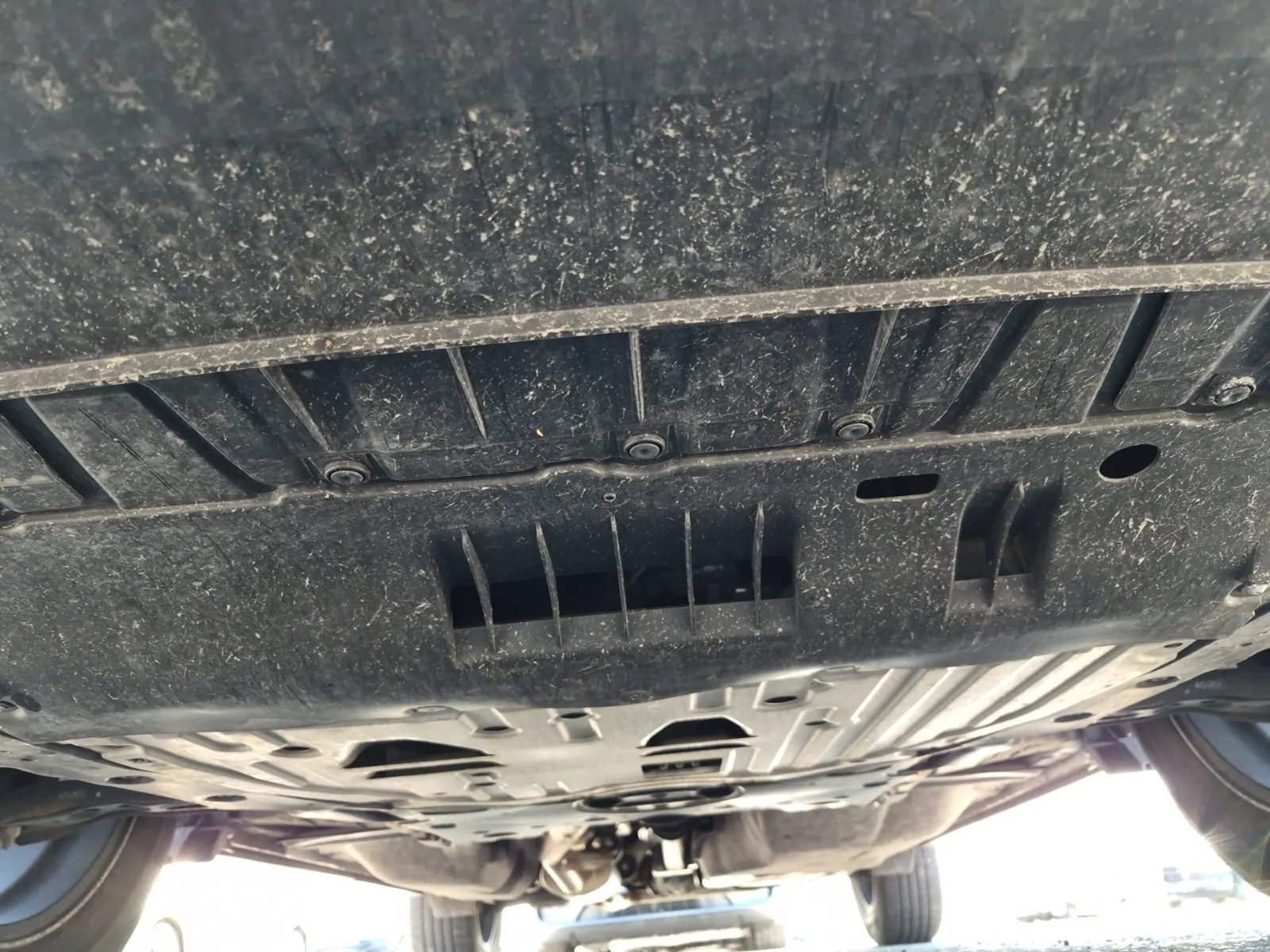Undercarriage - Front Photo