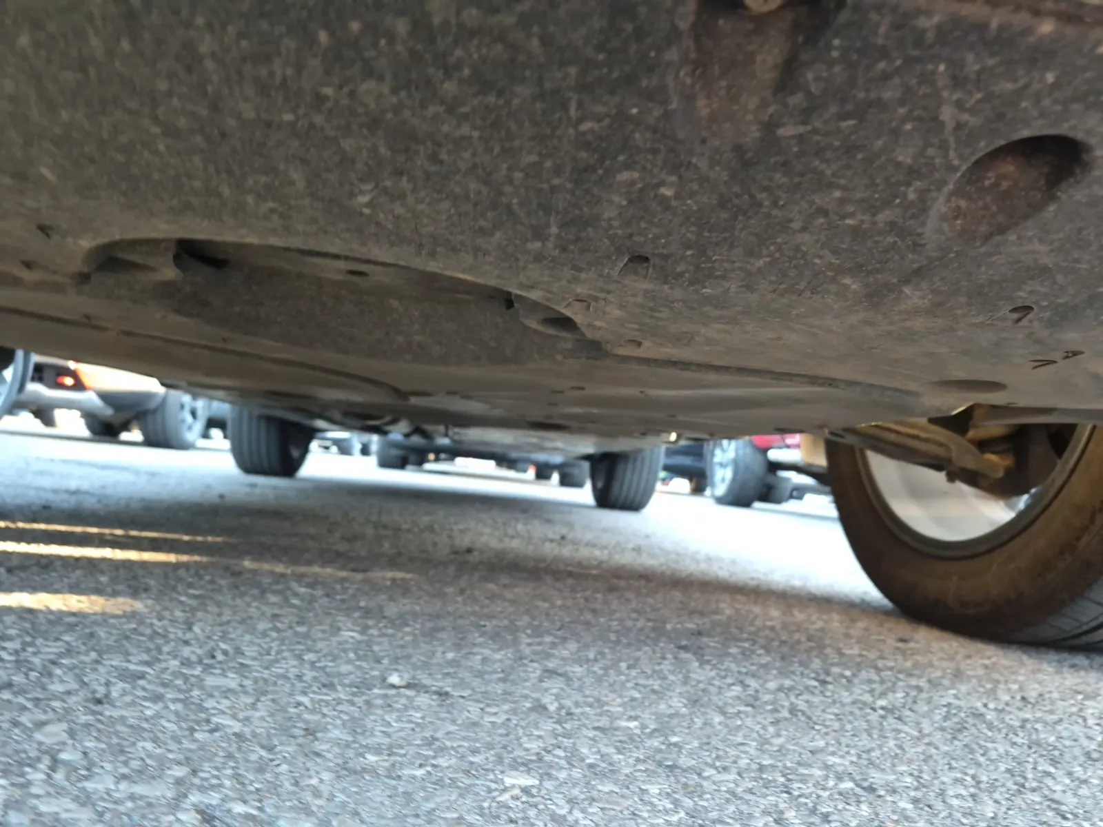 Undercarriage - Front Photo