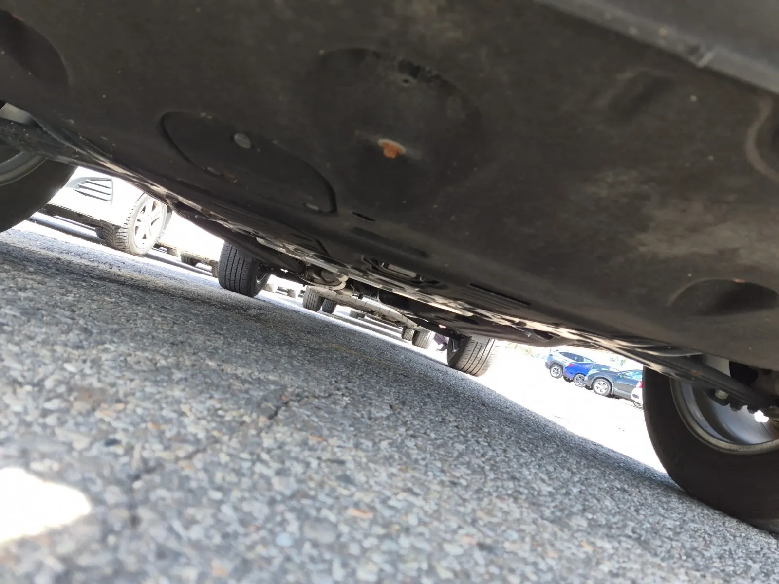 Undercarriage - Front Photo