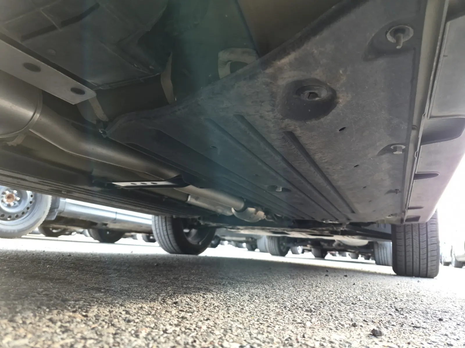Undercarriage - Passenger Photo
