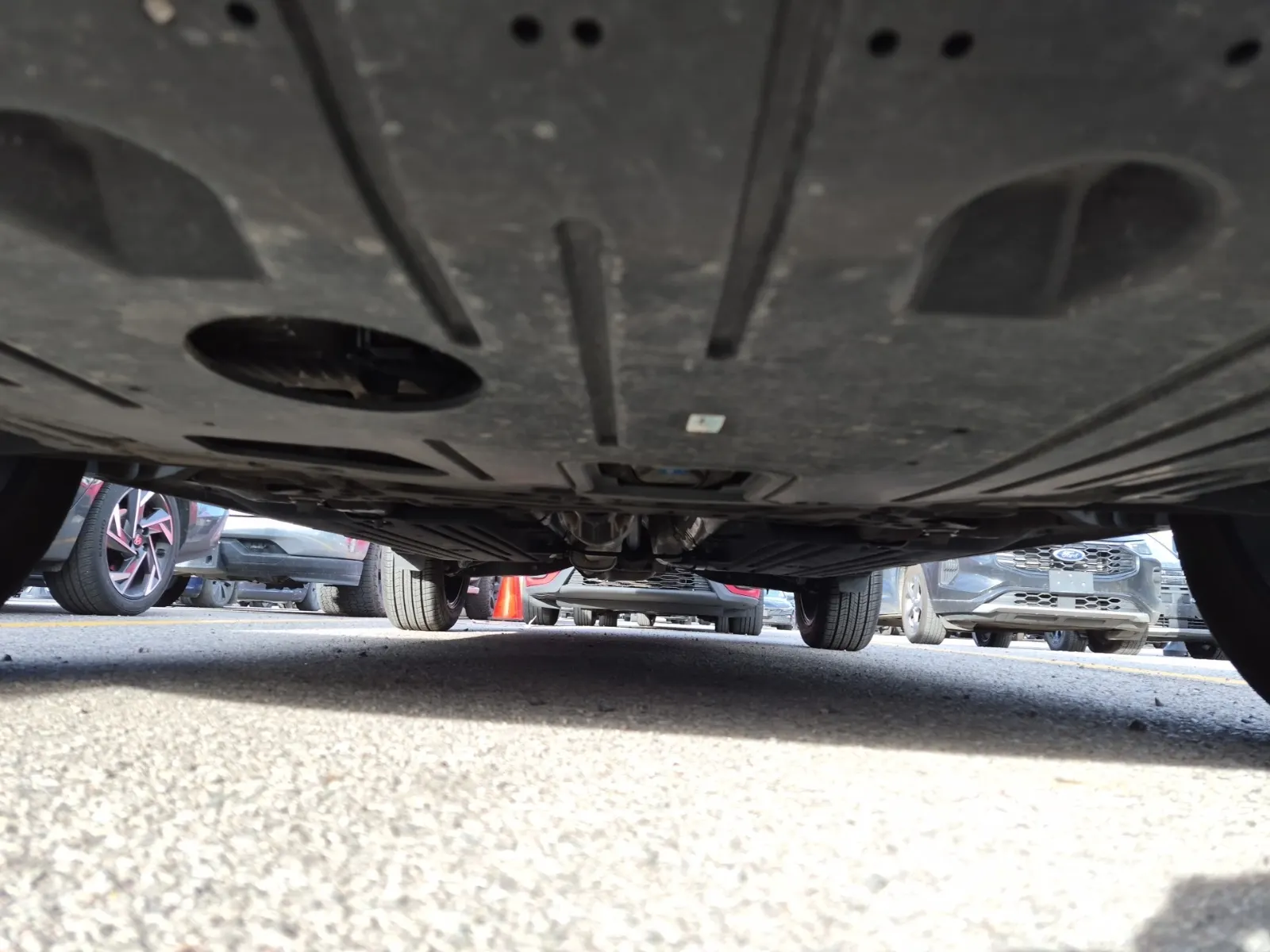 Undercarriage - Front Photo