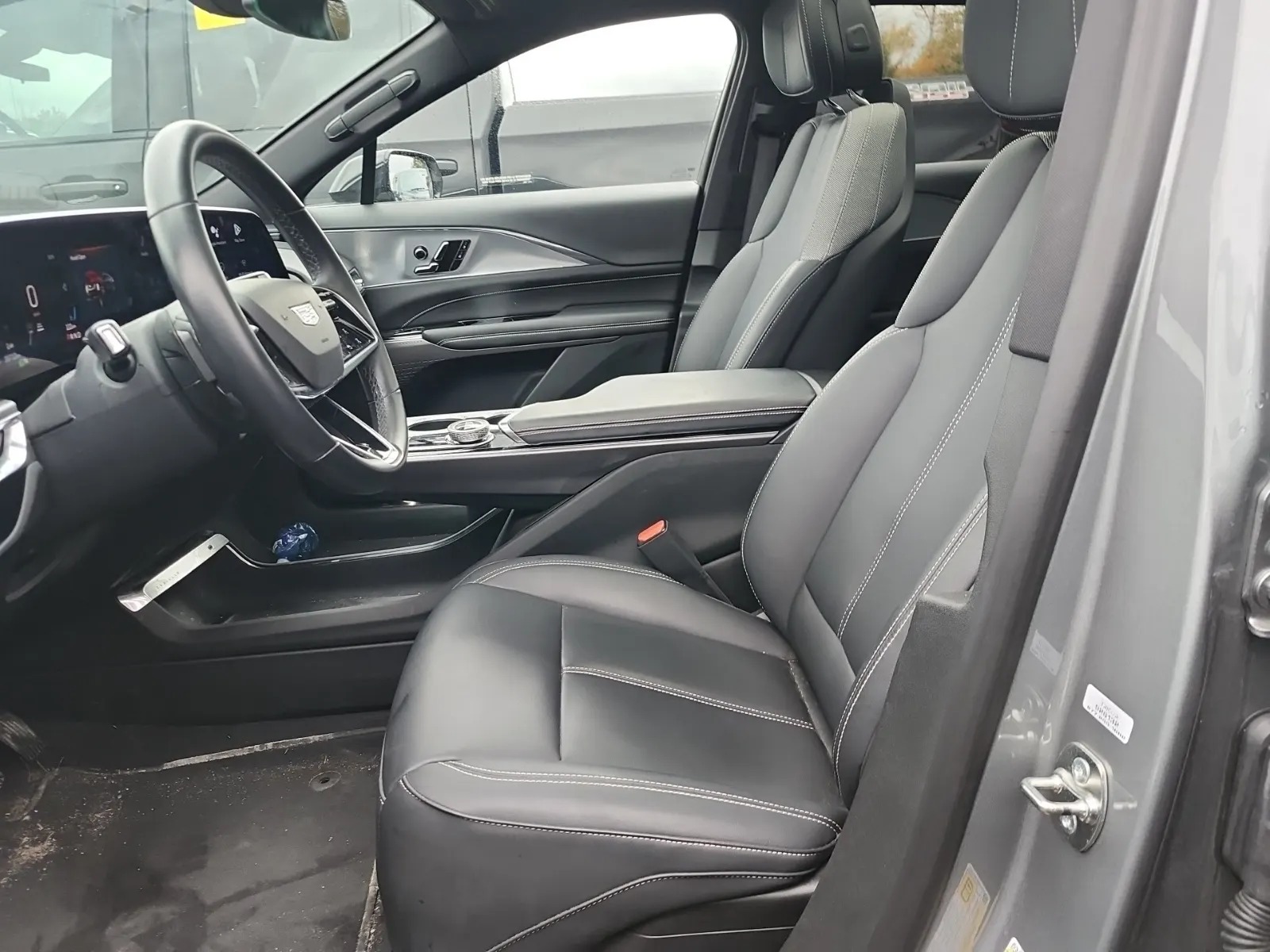 Front Interior Photo