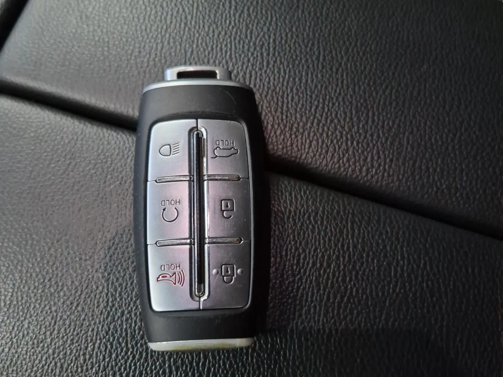 Keys/Fobs/Manual Photo