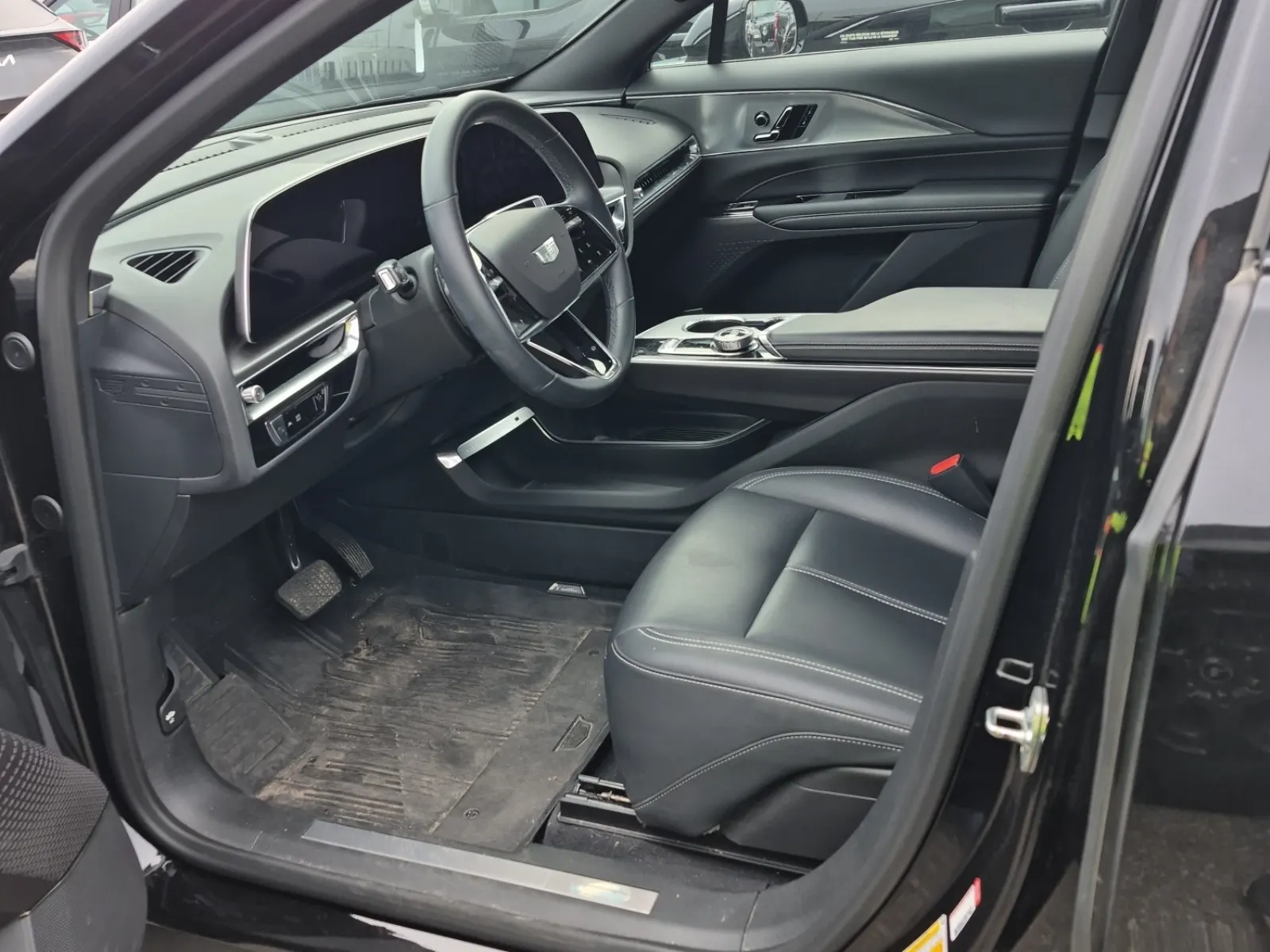 Front Interior Photo
