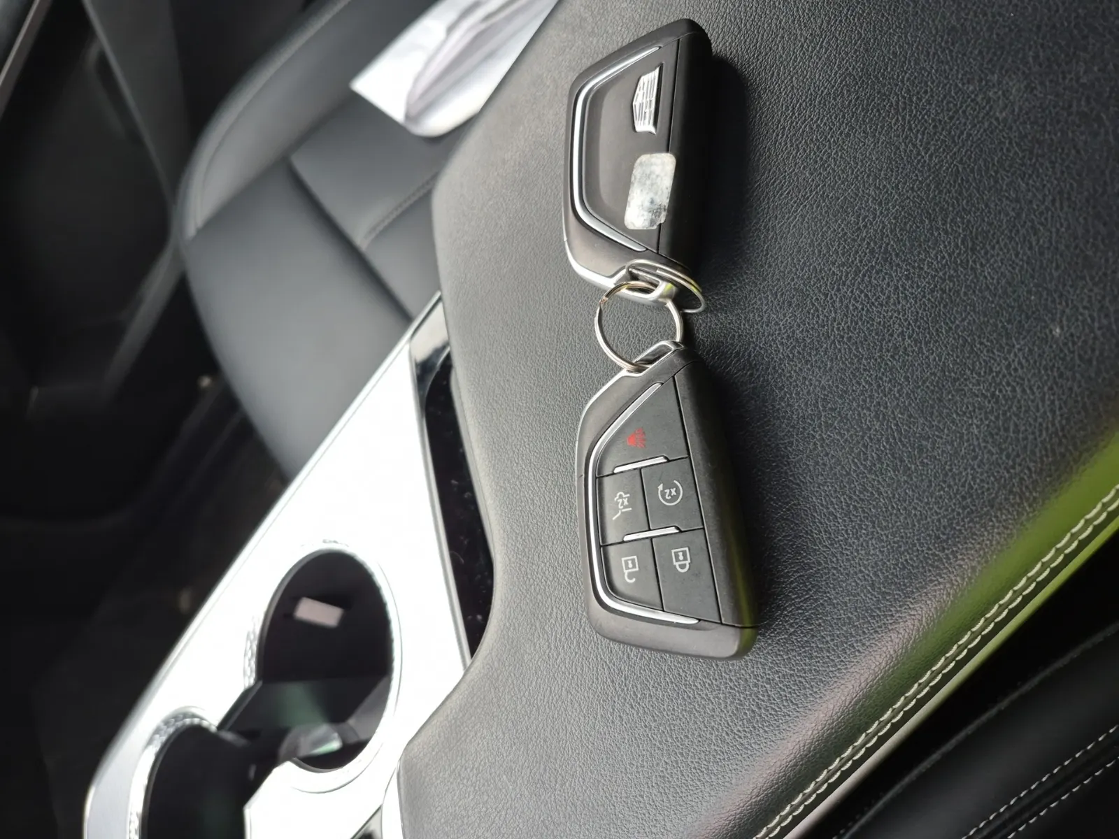 Keys/Fobs/Manual Photo