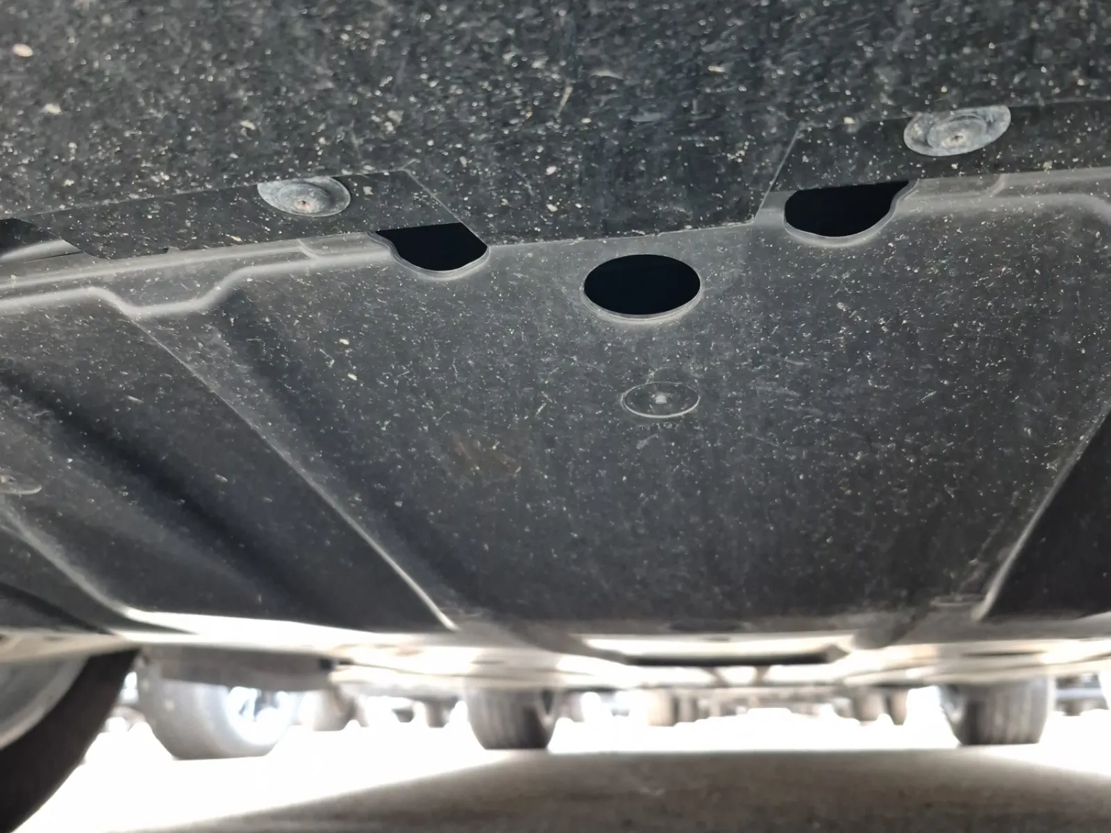 Undercarriage - Front Photo