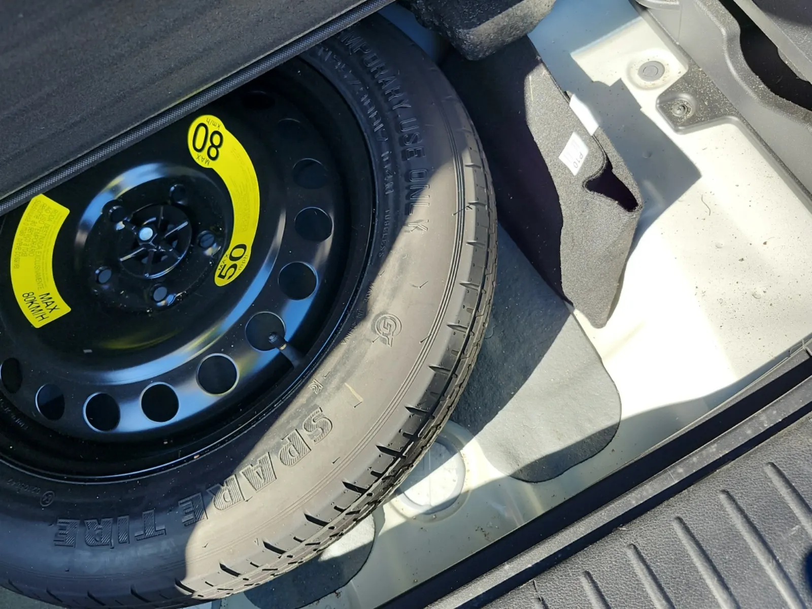 Spare Tire & Wheel Photo