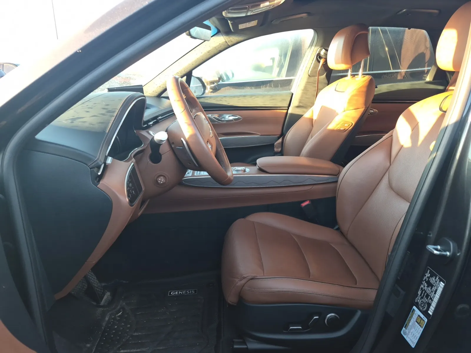 Front Interior Photo