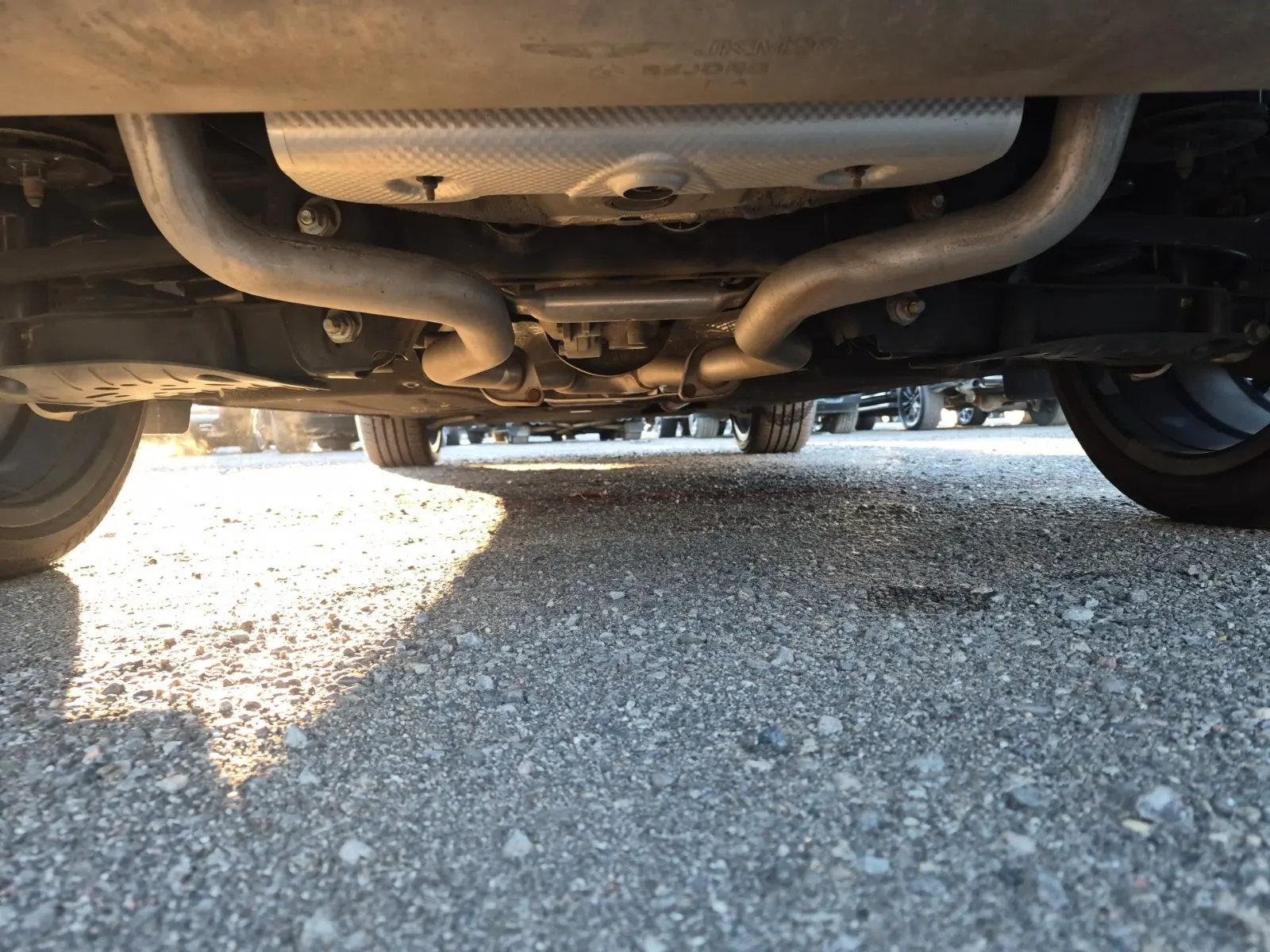 Undercarriage - Rear Photo