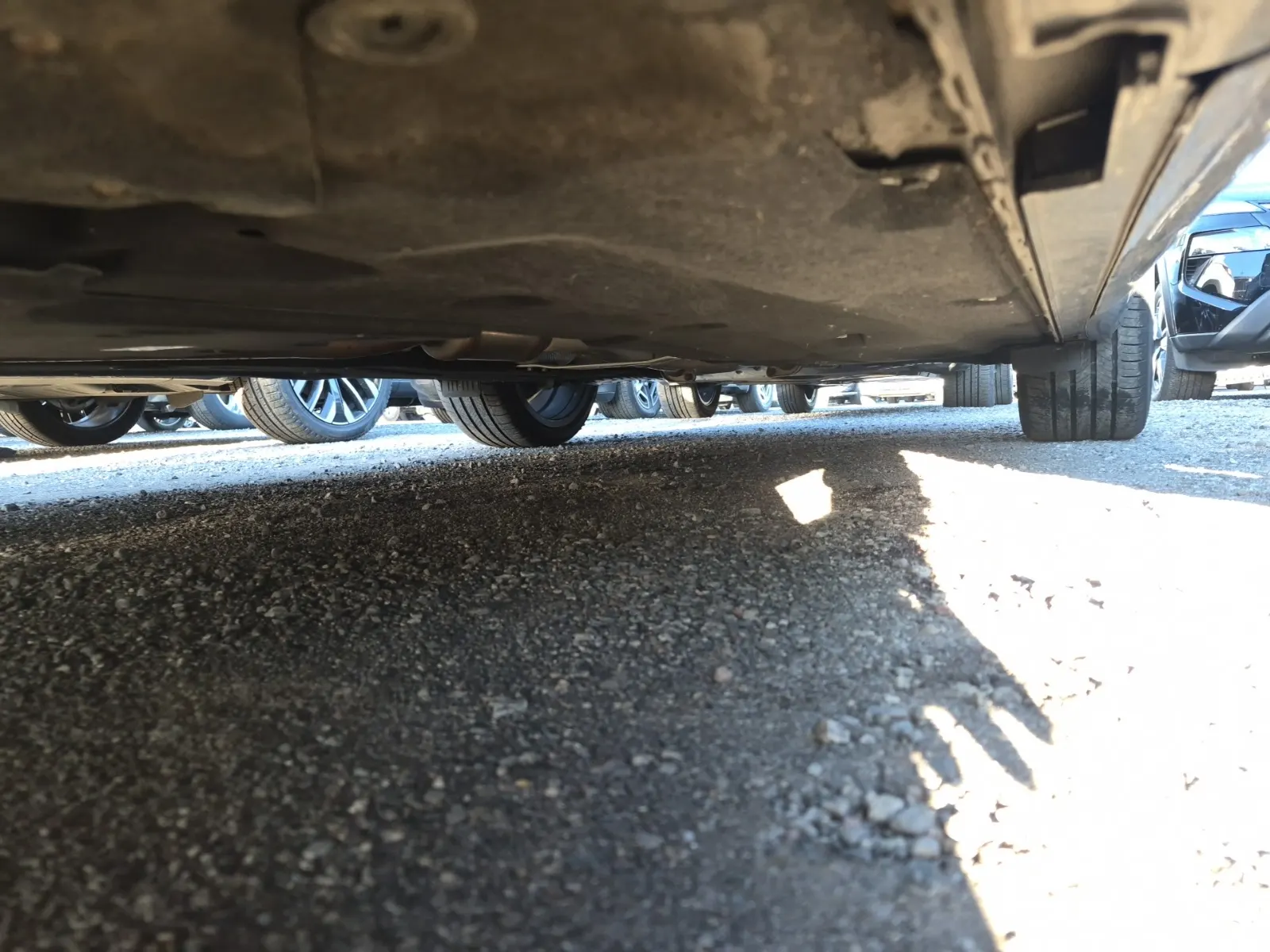 Undercarriage - Driver Photo