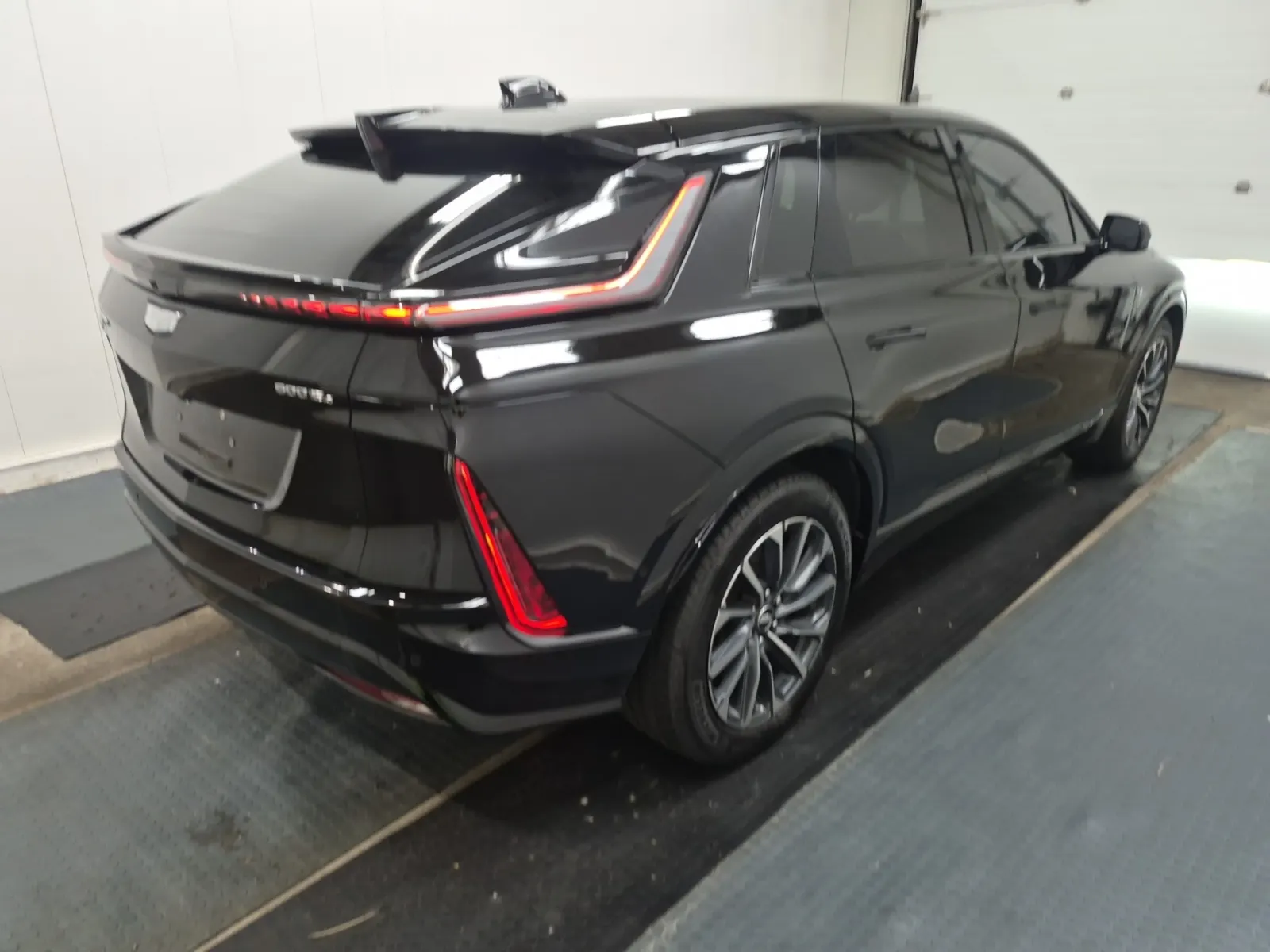 Passenger Rear 3/4 Photo
