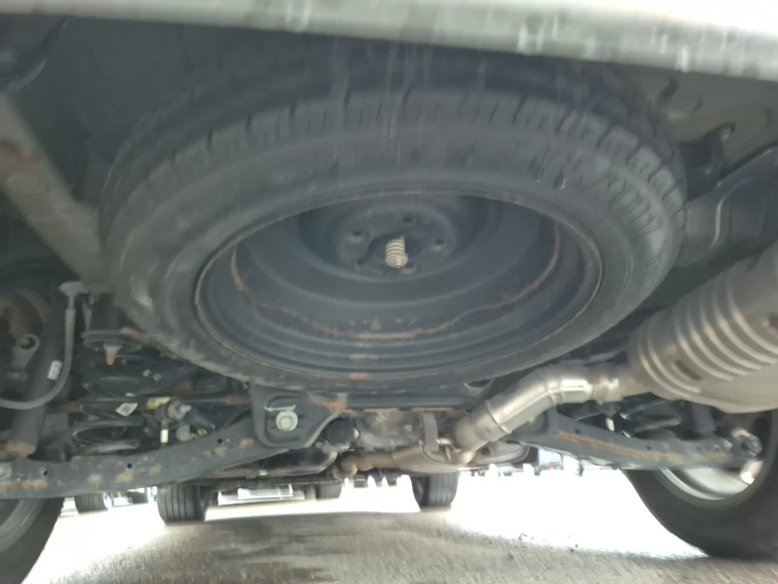 Spare Tire & Wheel Photo