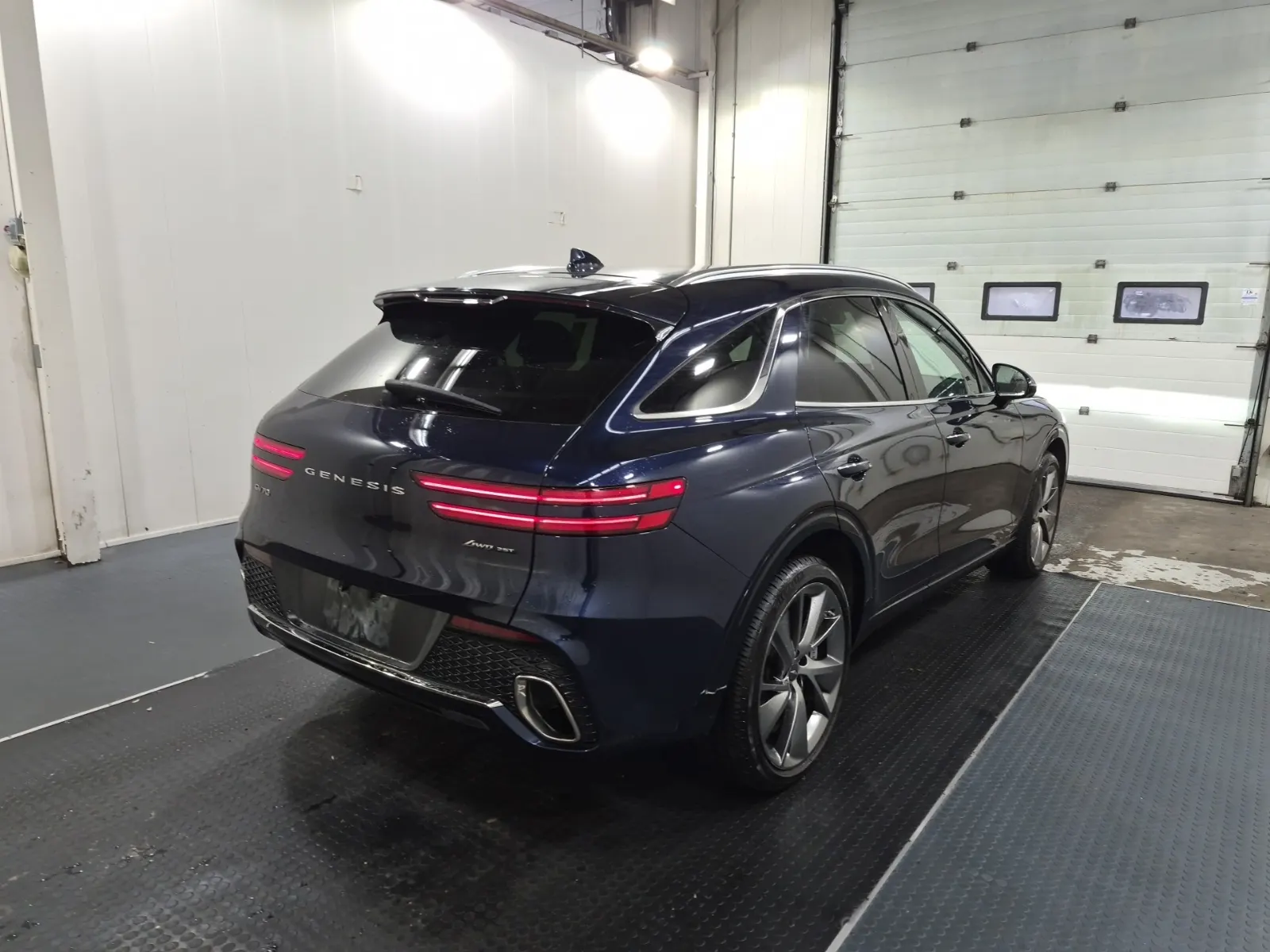 Passenger Rear 3/4 Photo