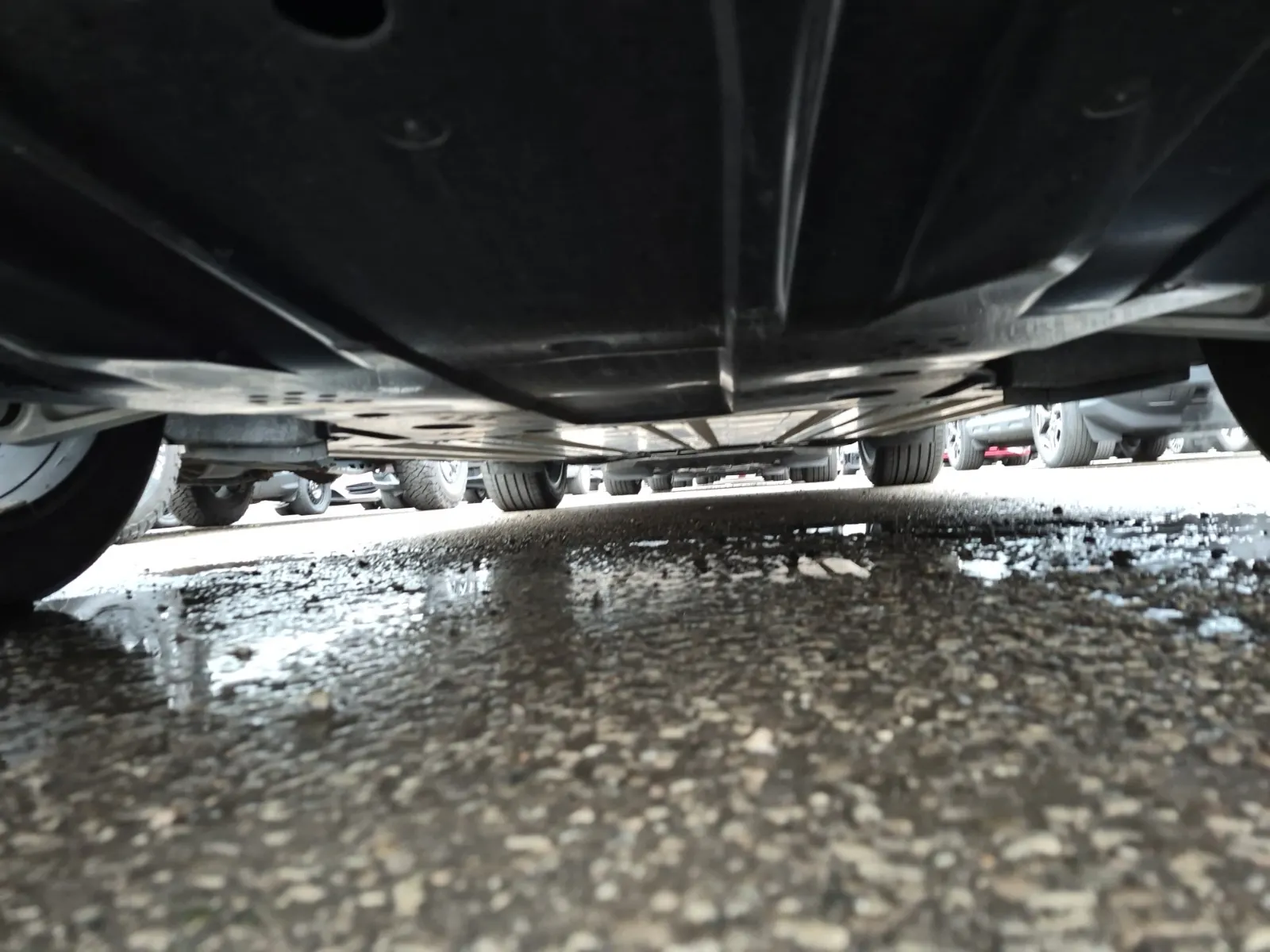 Undercarriage - Front Photo