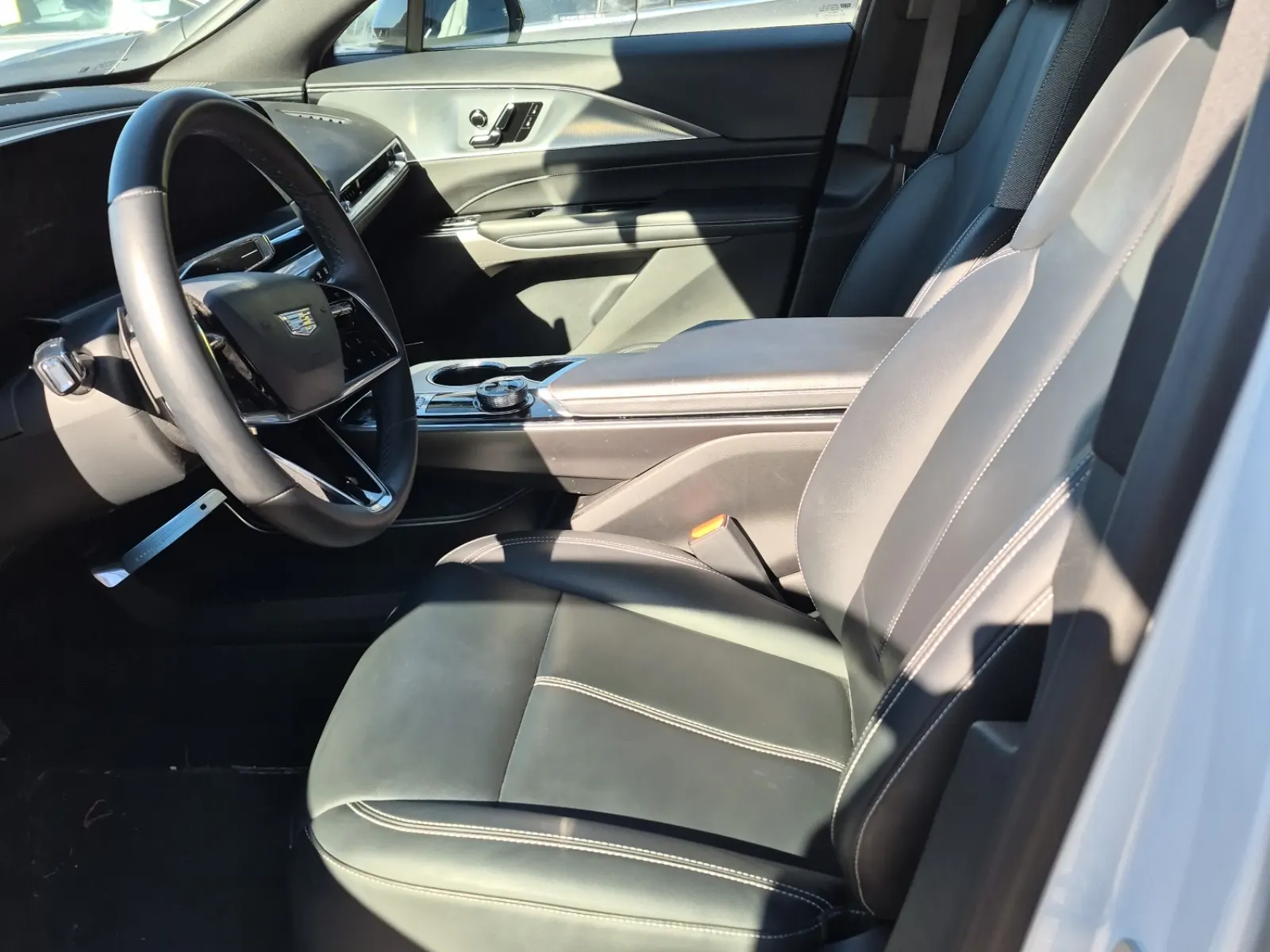 Front Interior Photo