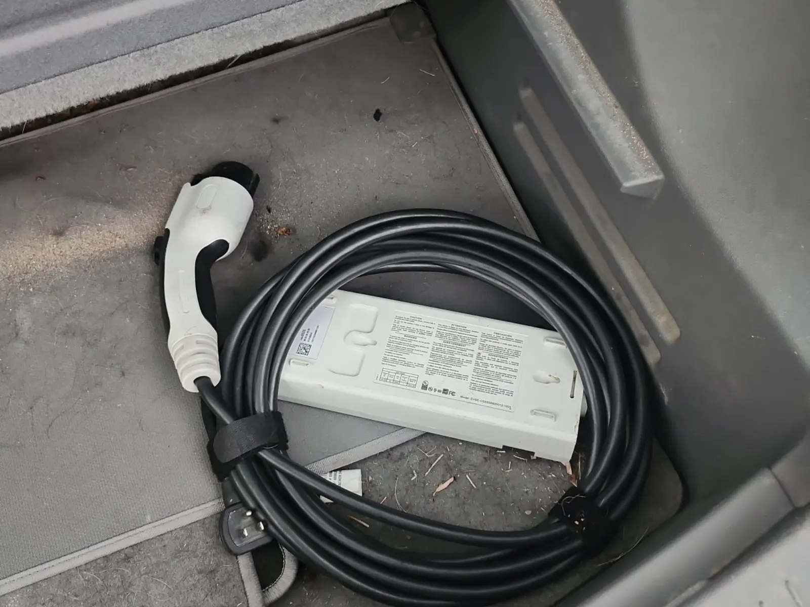 Charging Cable Photo