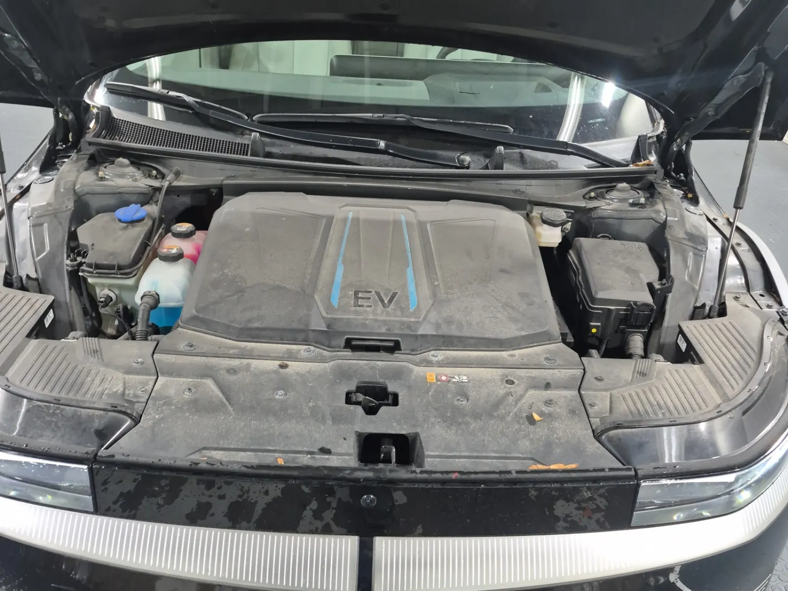 Engine Photo
