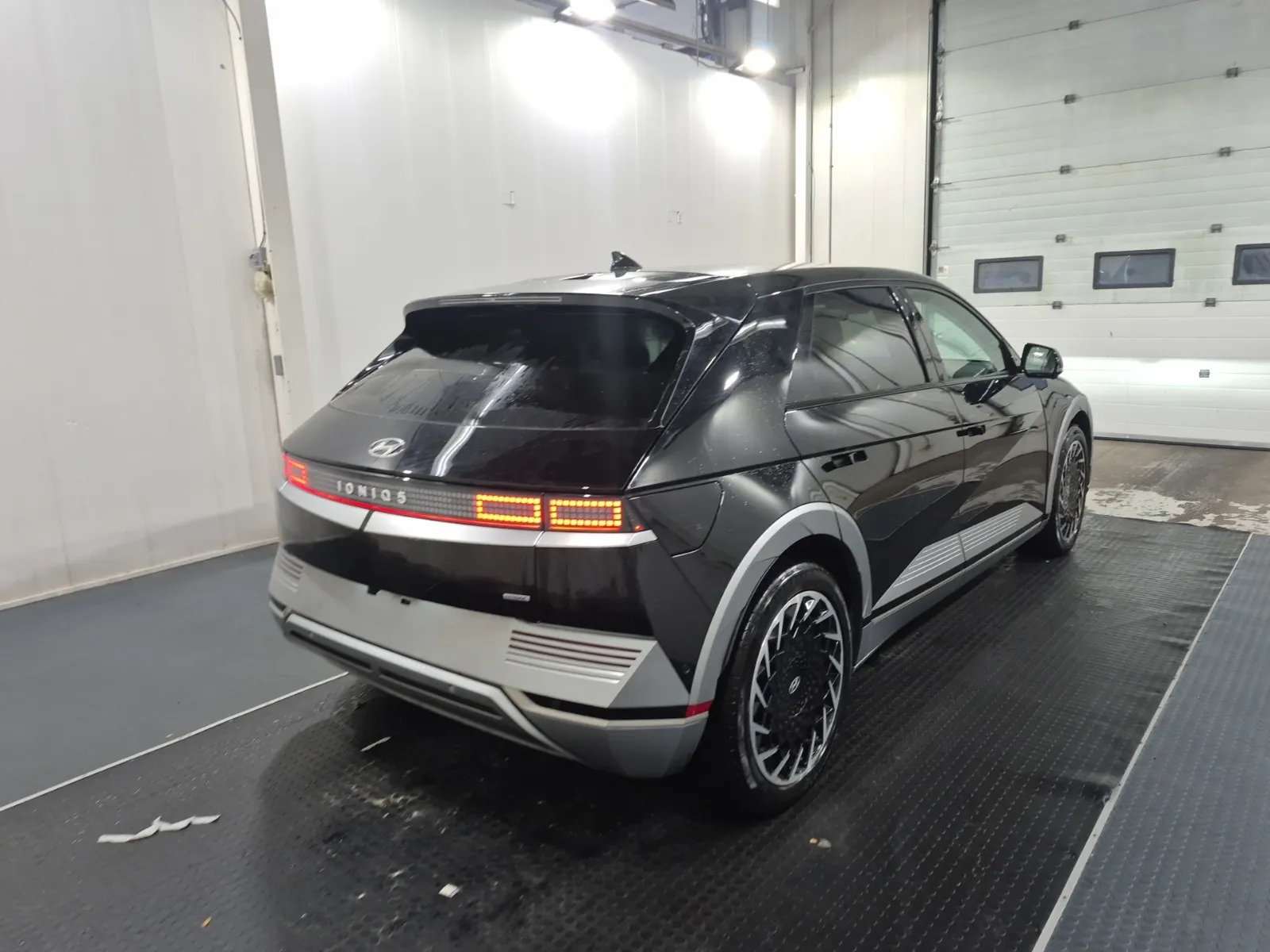 Passenger Rear 3/4 Photo