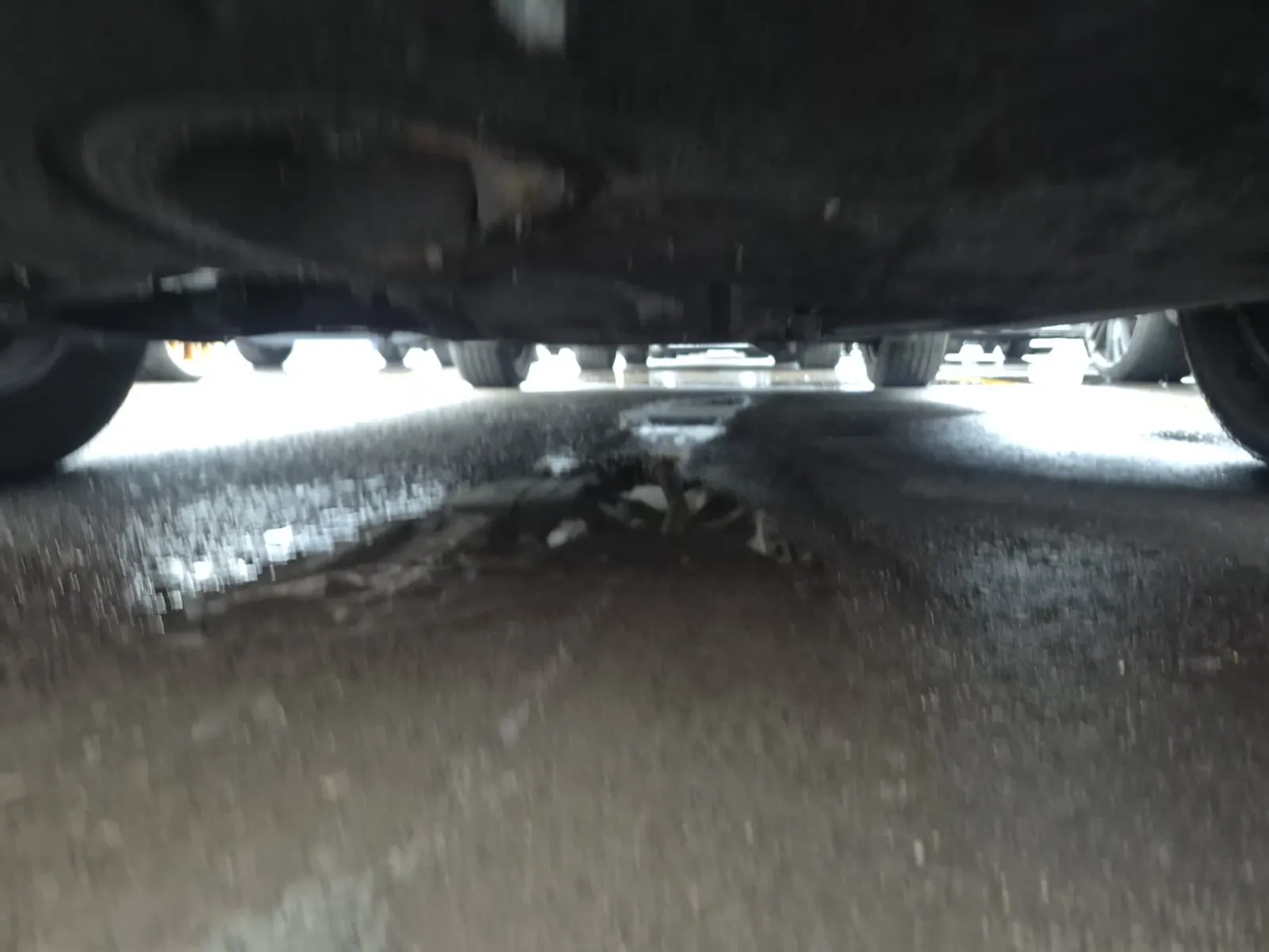 Undercarriage - Front Photo