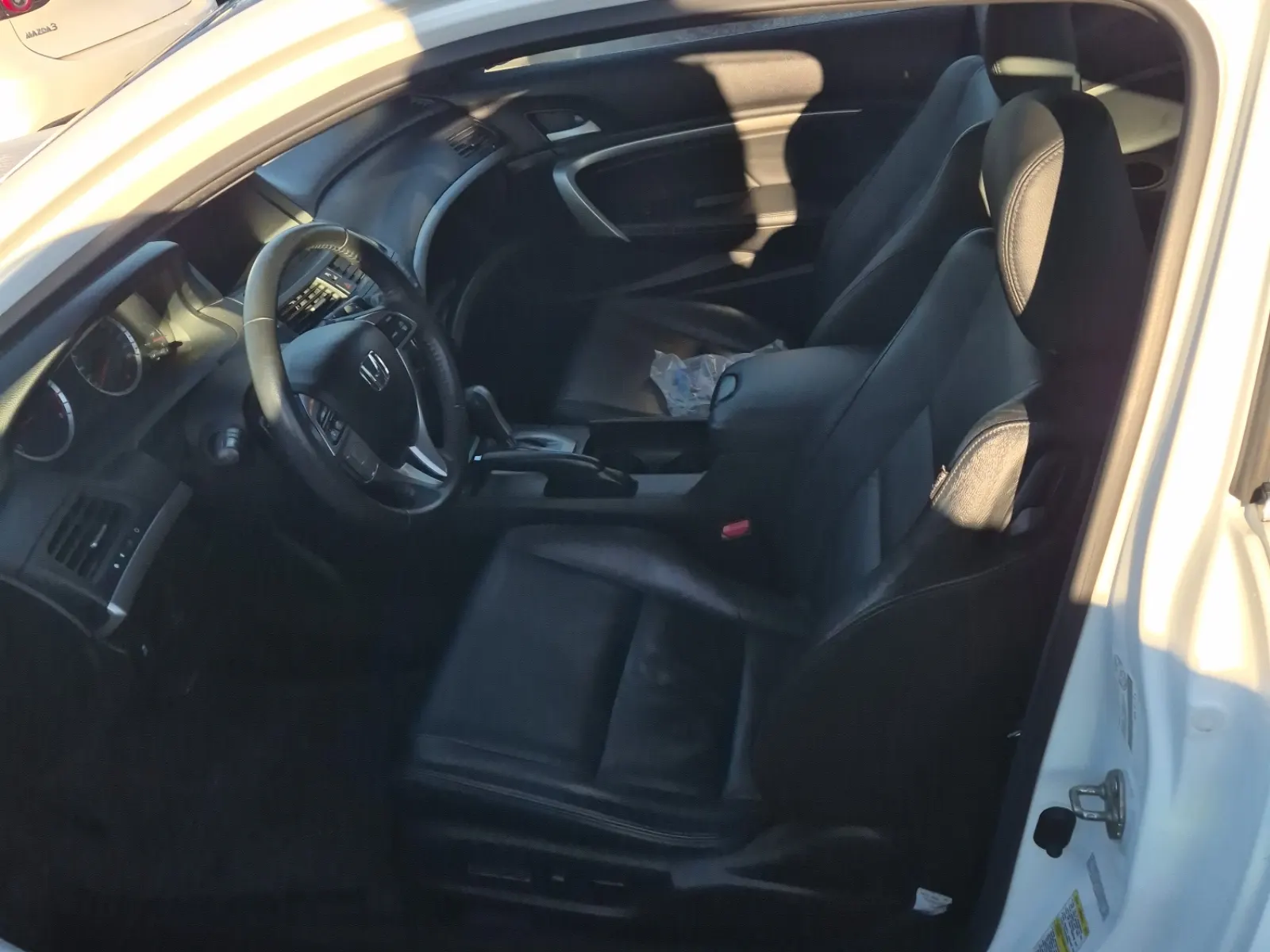 Front Interior Photo