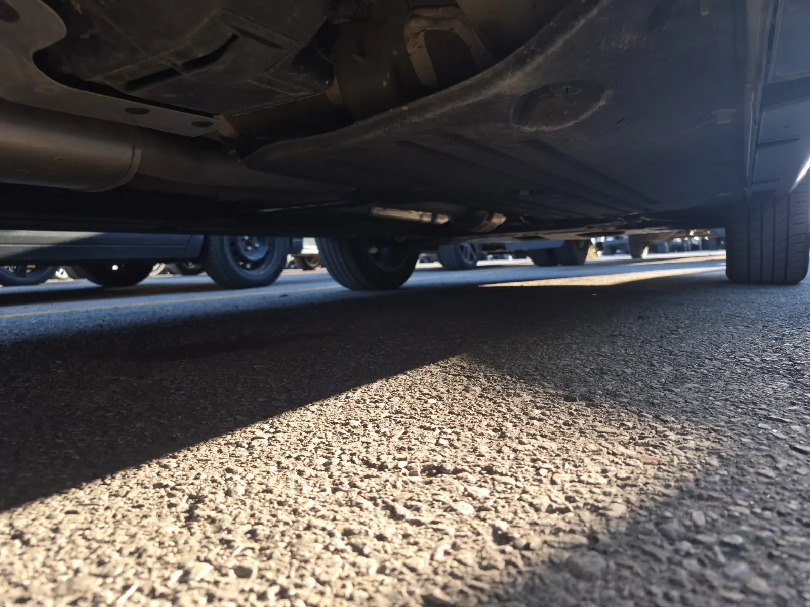 Undercarriage - Passenger Photo